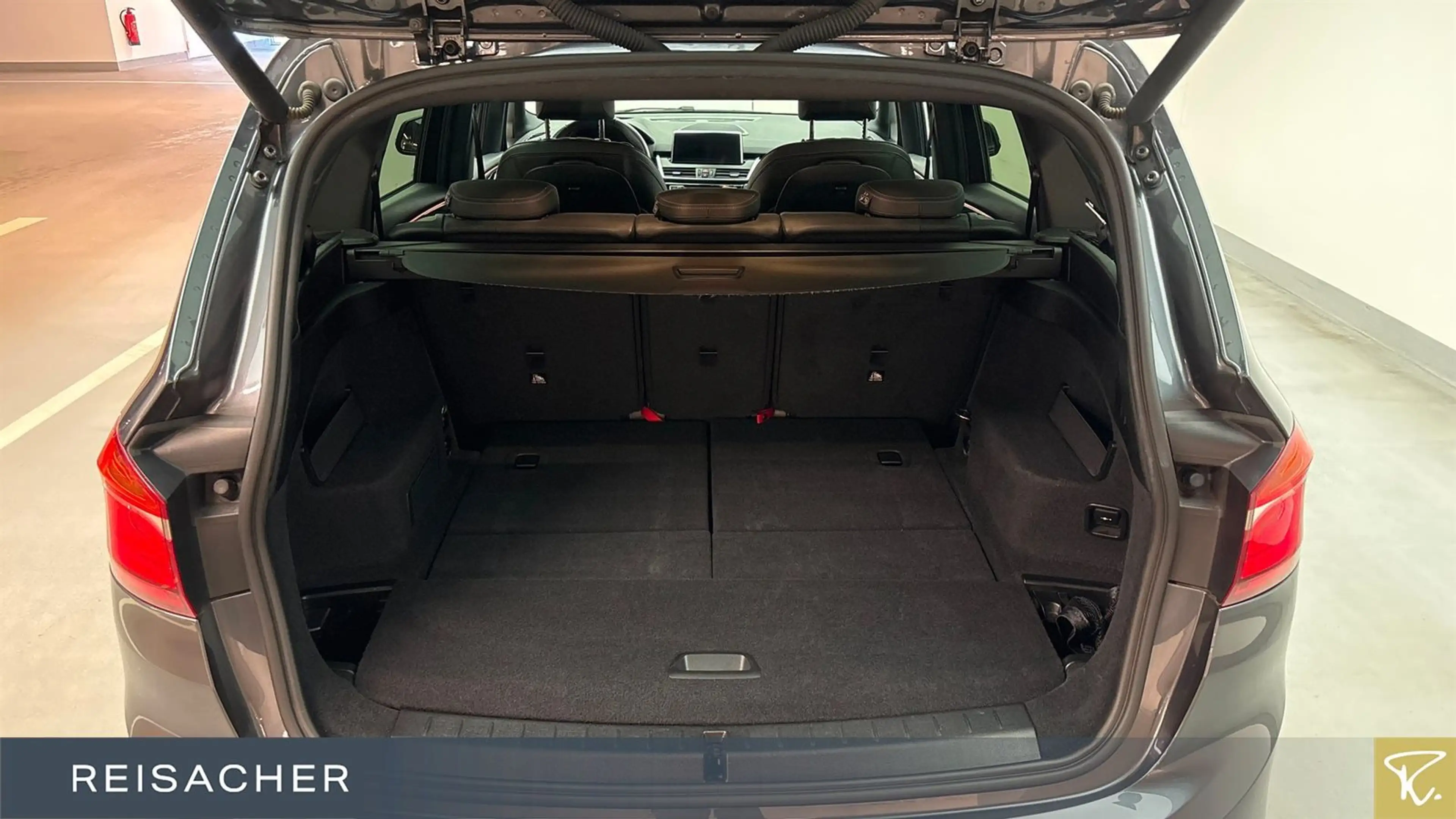 BMW 218 I Gran Tourer Sport-Line,AHK,HUD,3.Sitzreihe, — photo 10