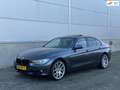 BMW 318 3-serie 318d High Ex CLIMA|NAVI|CRUISE|LEER|SCHUIF Grey - thumbnail 1