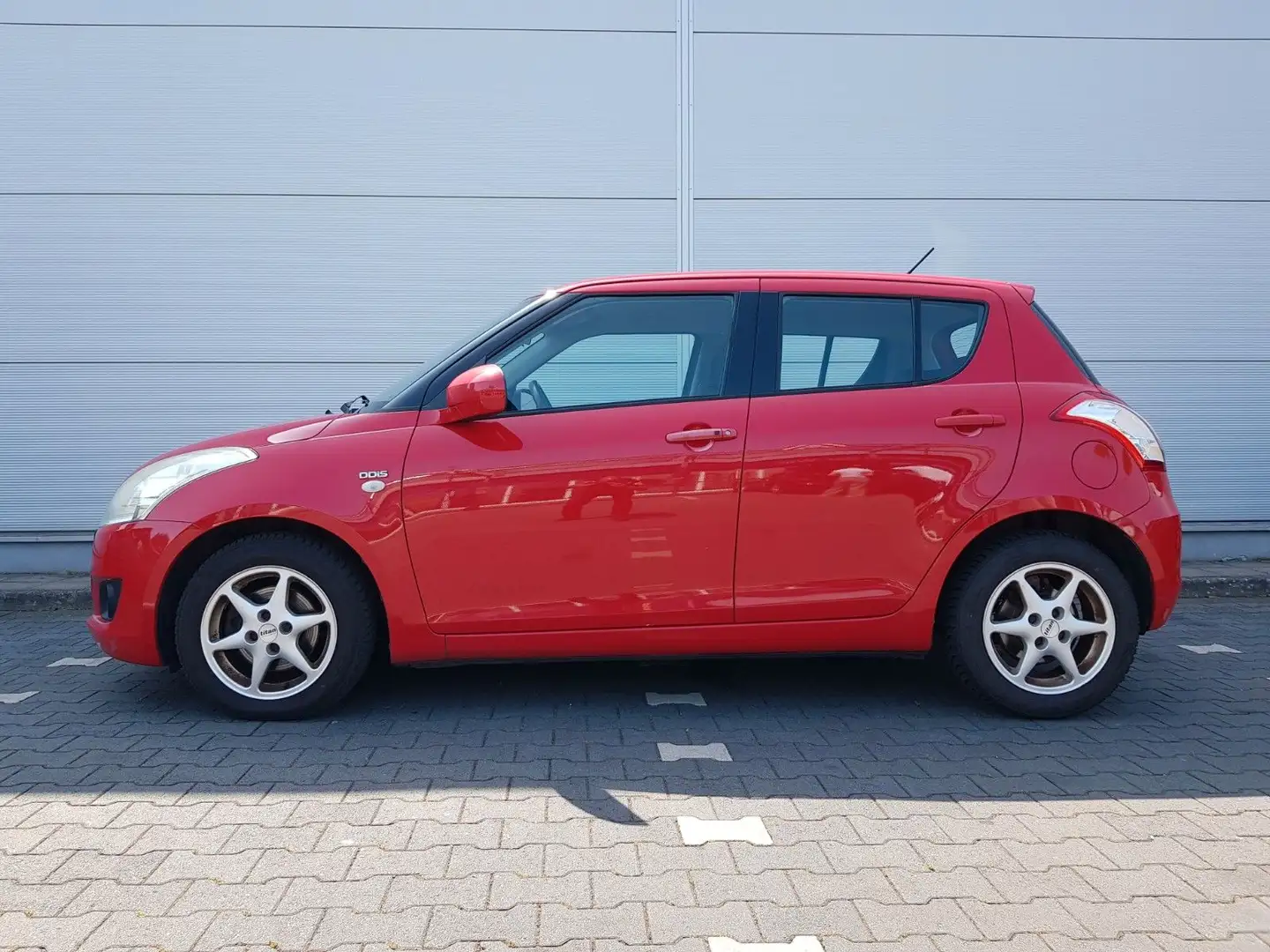 Suzuki Swift Comfort Rot - 1
