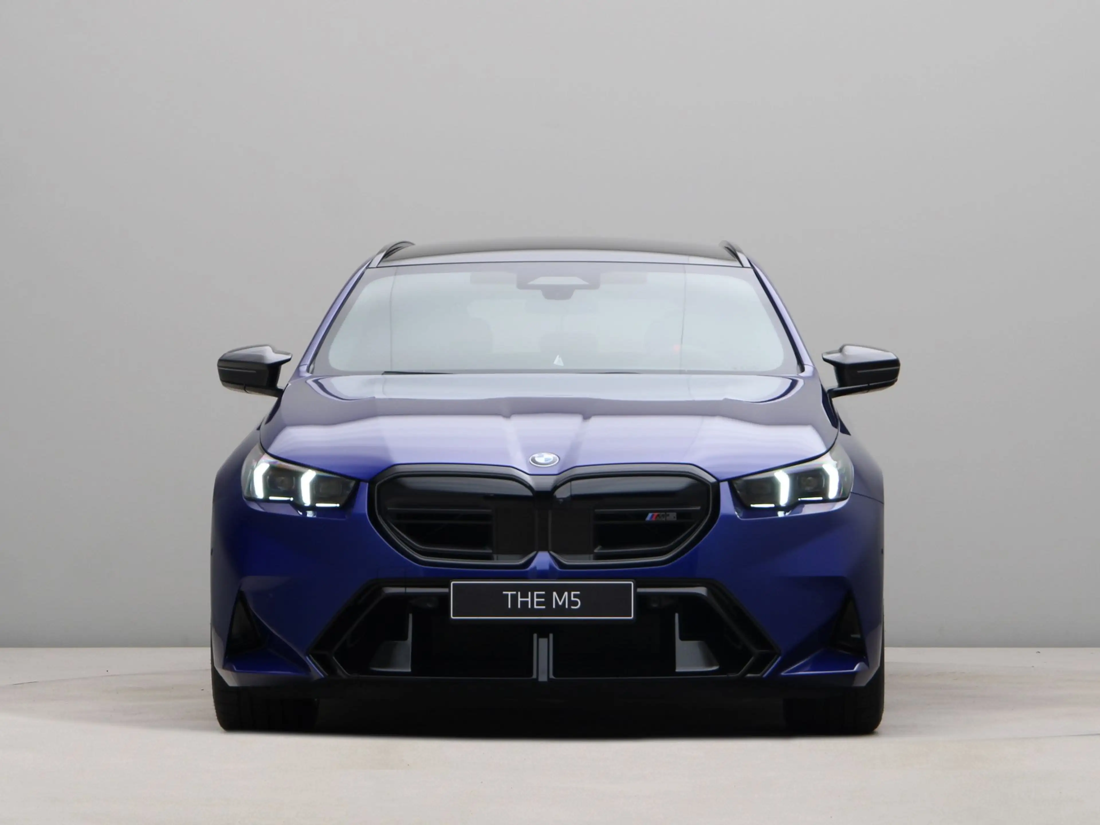 BMW M5 Touring — photo 6