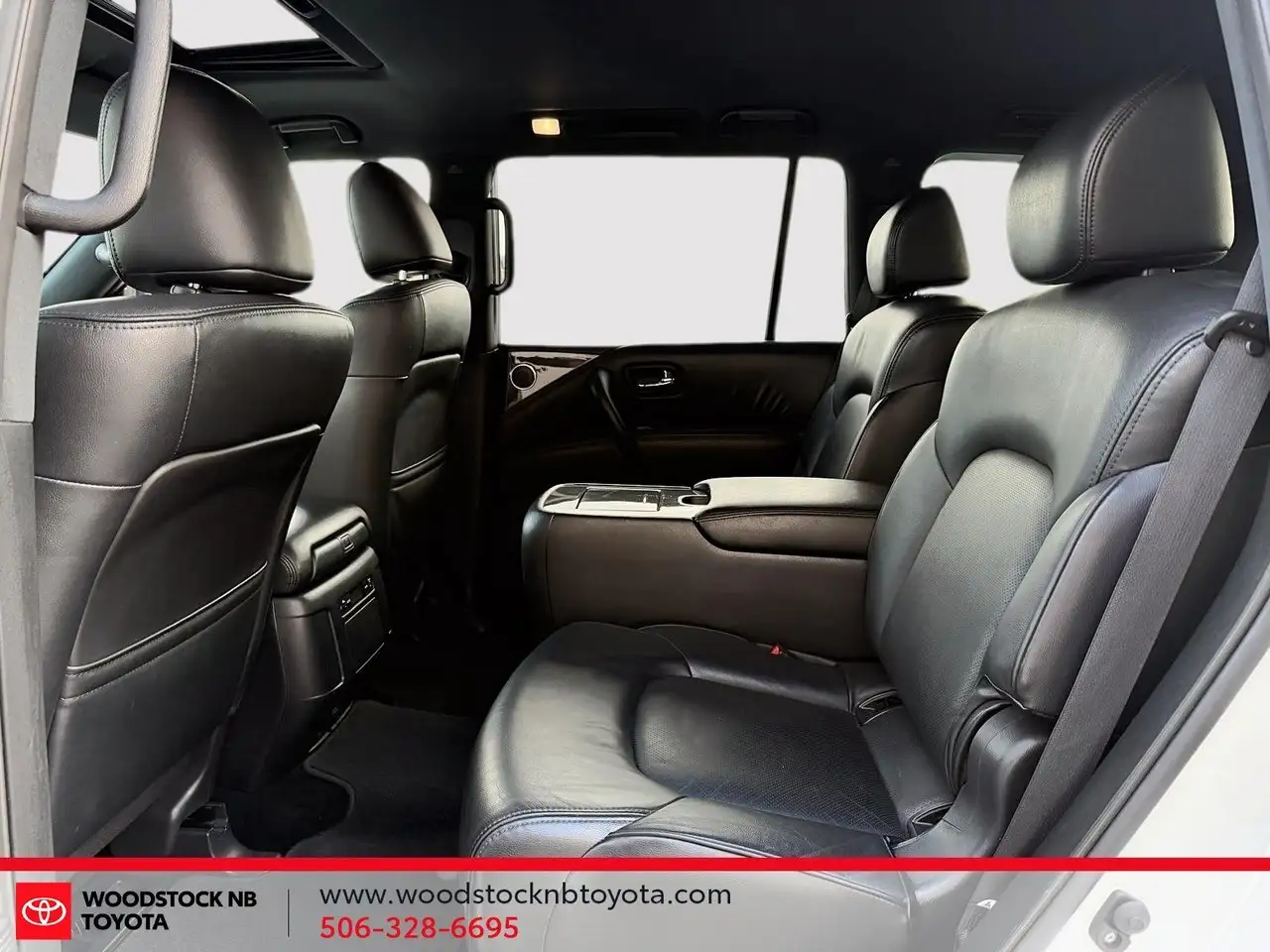 Nissan Armada снимка Nissan Armada
