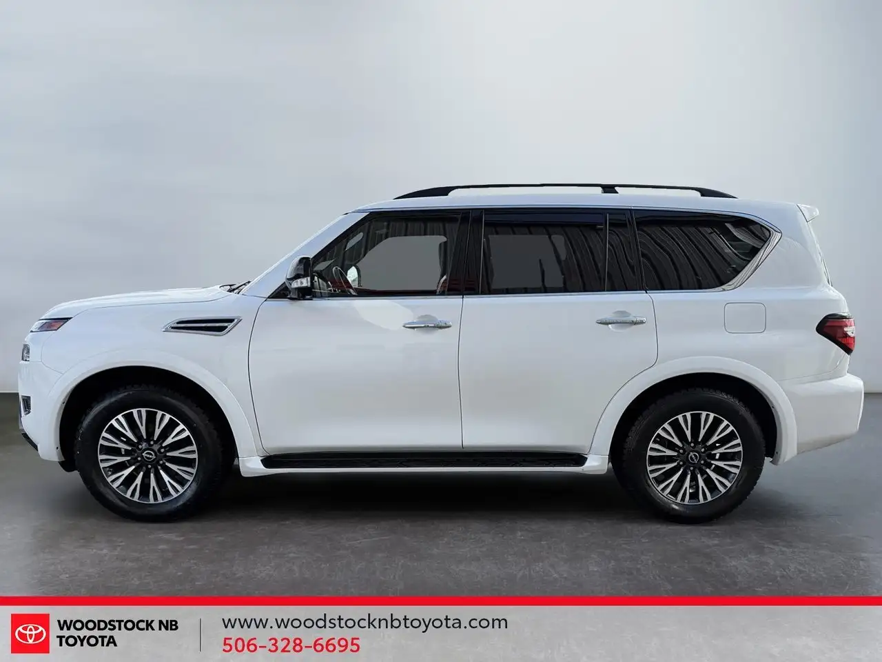 Nissan Armada снимка Nissan Armada