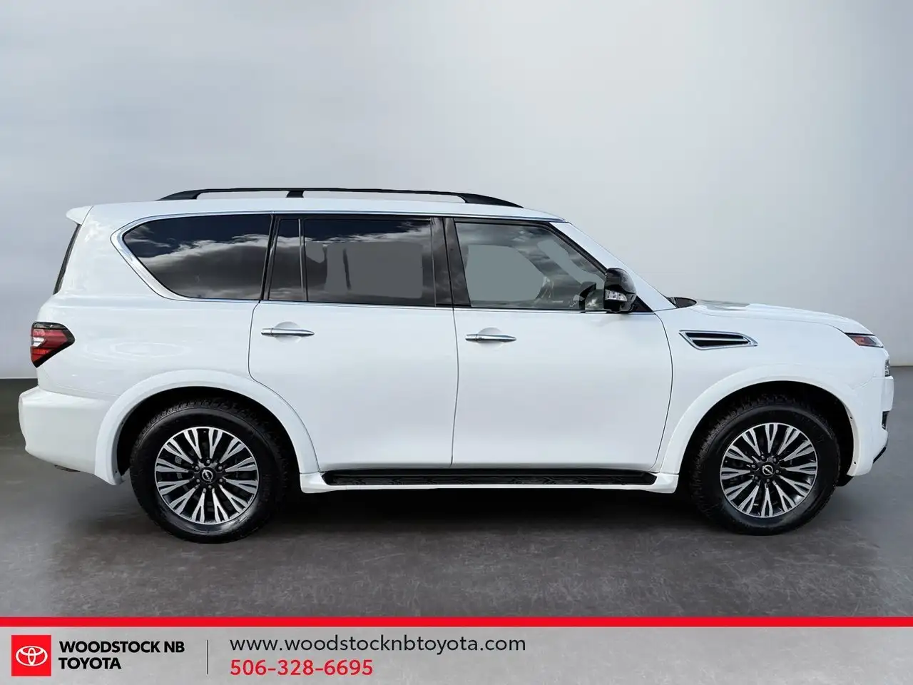 Nissan Armada снимка Nissan Armada