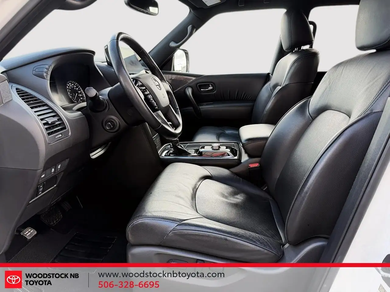 Nissan Armada снимка Nissan Armada