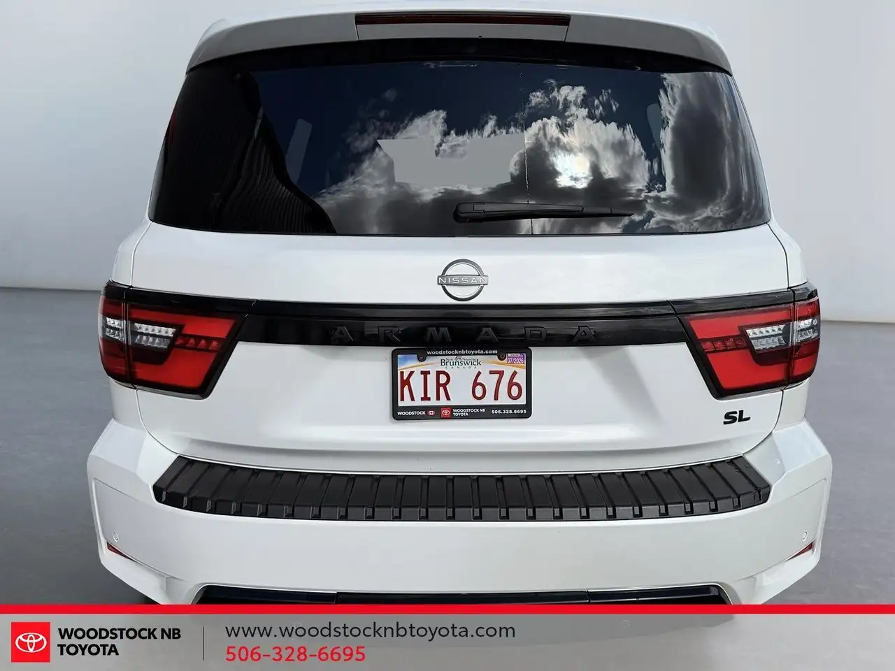 Nissan Armada снимка Nissan Armada