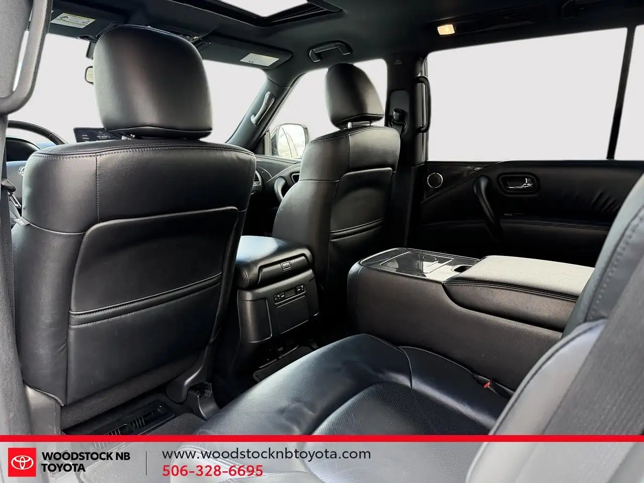 Nissan Armada снимка Nissan Armada