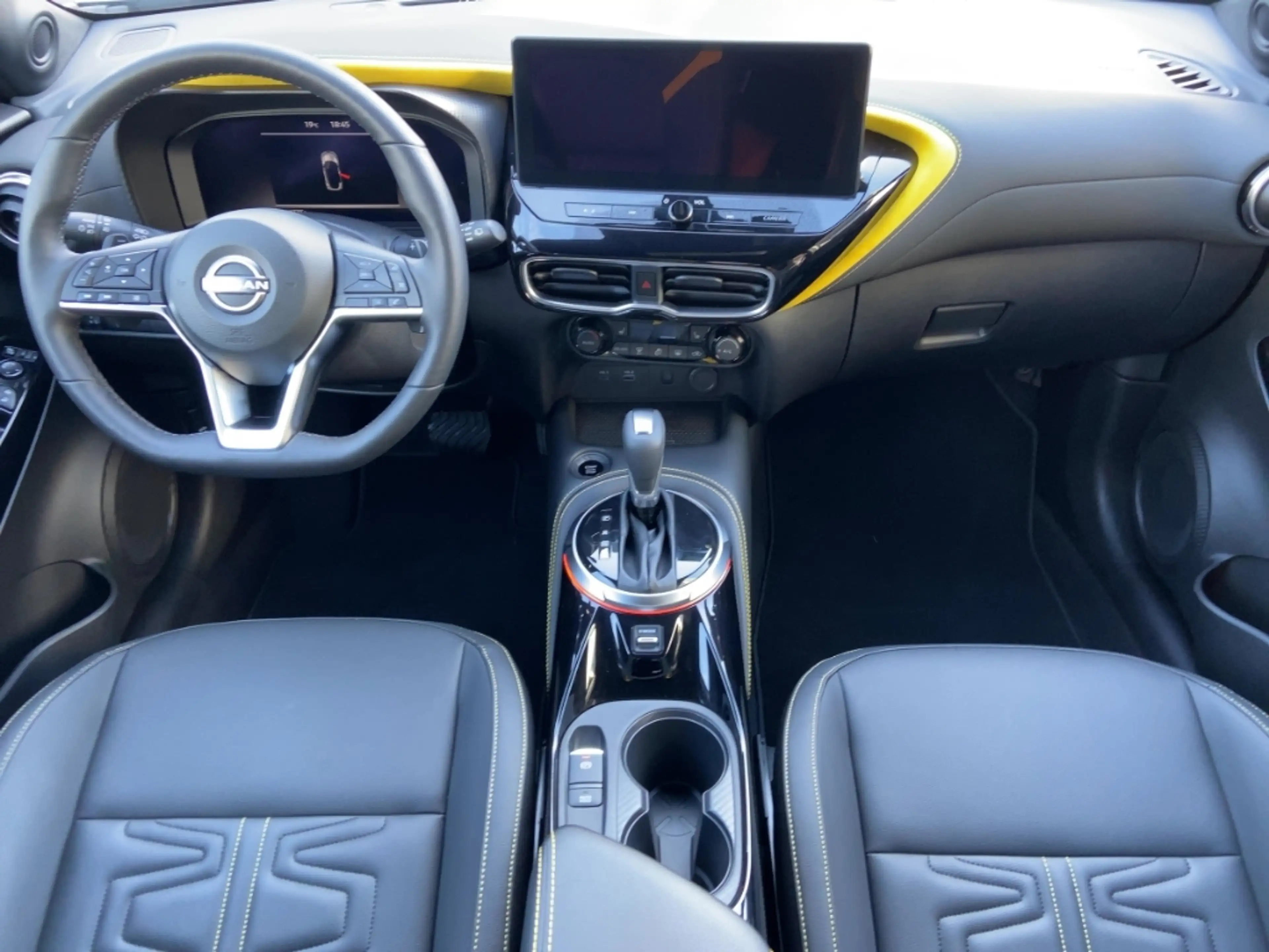 Nissan Juke N-SPORT 114PS Automatik Winter/Navi/Kamera/Carplay — photo 9