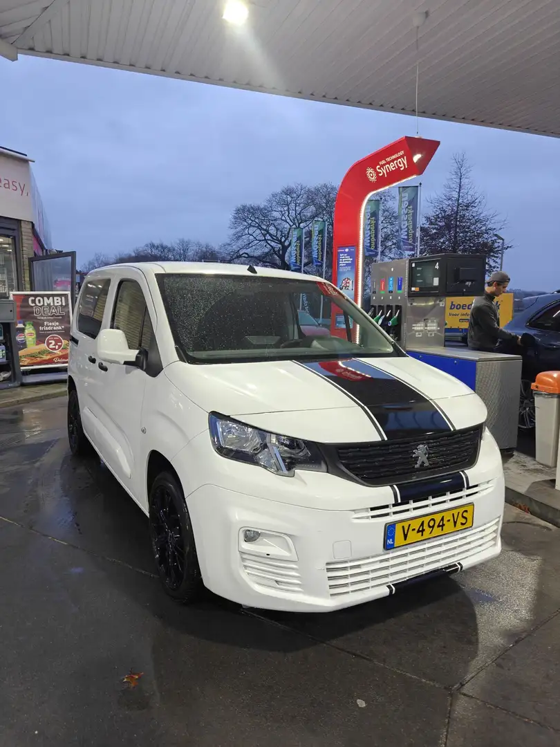 Peugeot Partner 1.6 BlueHDI Premium, 4 ob. velgen + 2 voorbanden Wit - 1