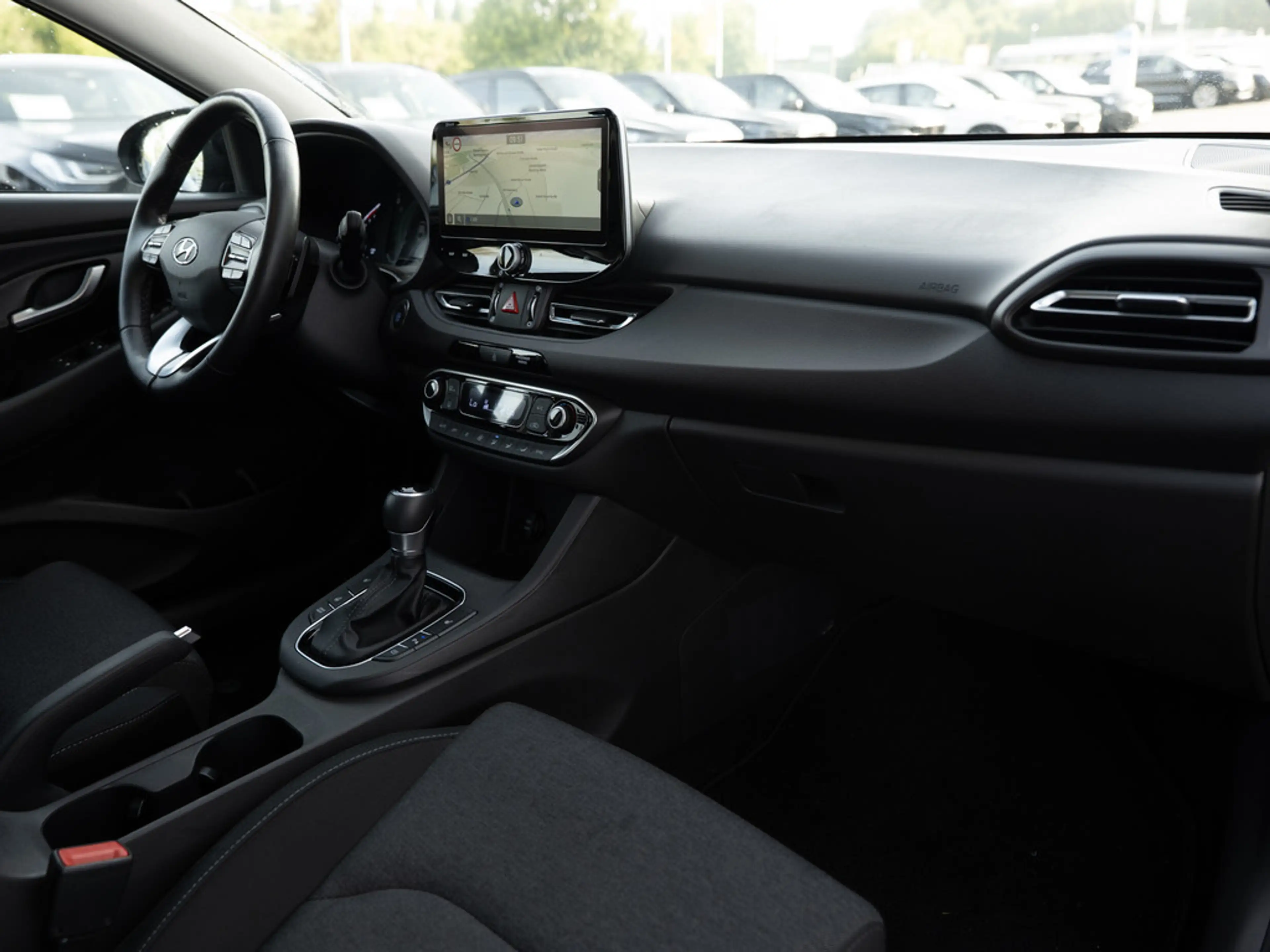 Hyundai i30 Fastback 1.5 Edition 30+ Mild-Hybrid LED — photo 9
