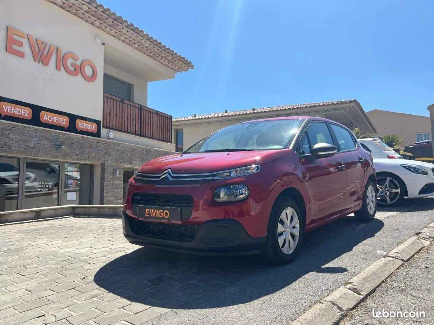 Citroen C3 Citroën GENERATION-III 1.2 PURETECH COURROIE FAITE Rouge - 1