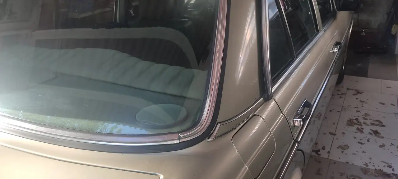Mercedes-Benz 300 Diesel W 123, foto 3