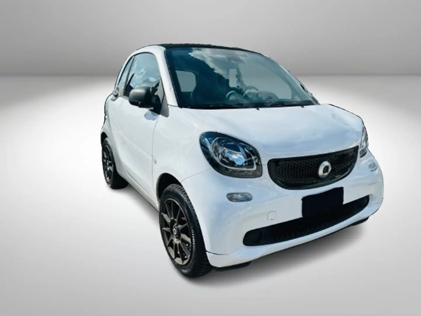smart forTwo fortwo 70 1.0 twinamic Youngster bijela - 2