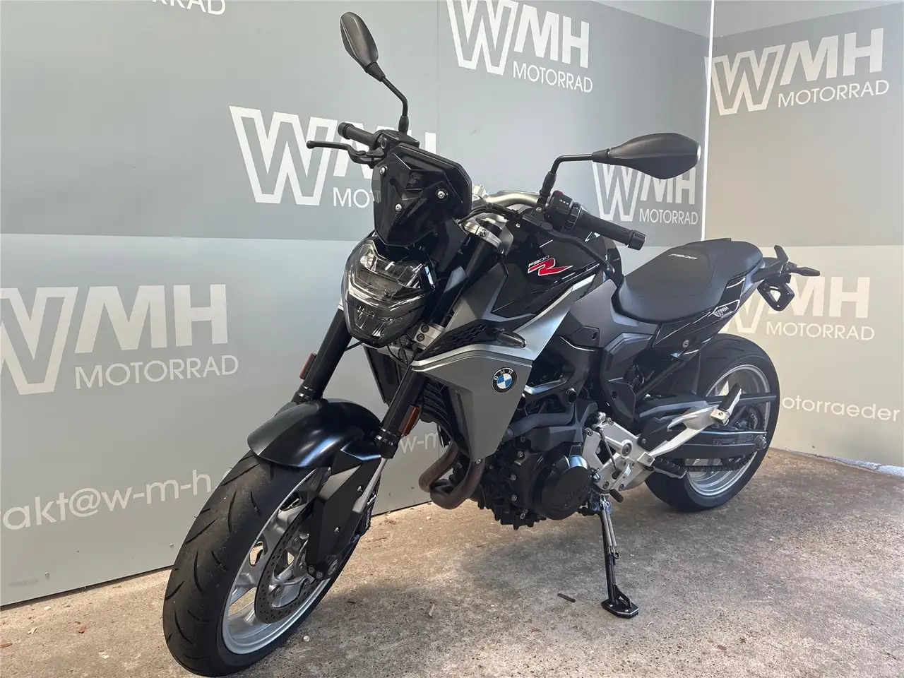 BMW F 900 R