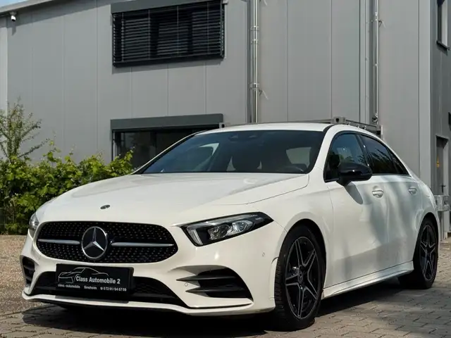 Mercedes-Benz A 220 A -Klasse Lim. /AMG-Line/RFK/MFL/Navi/LED