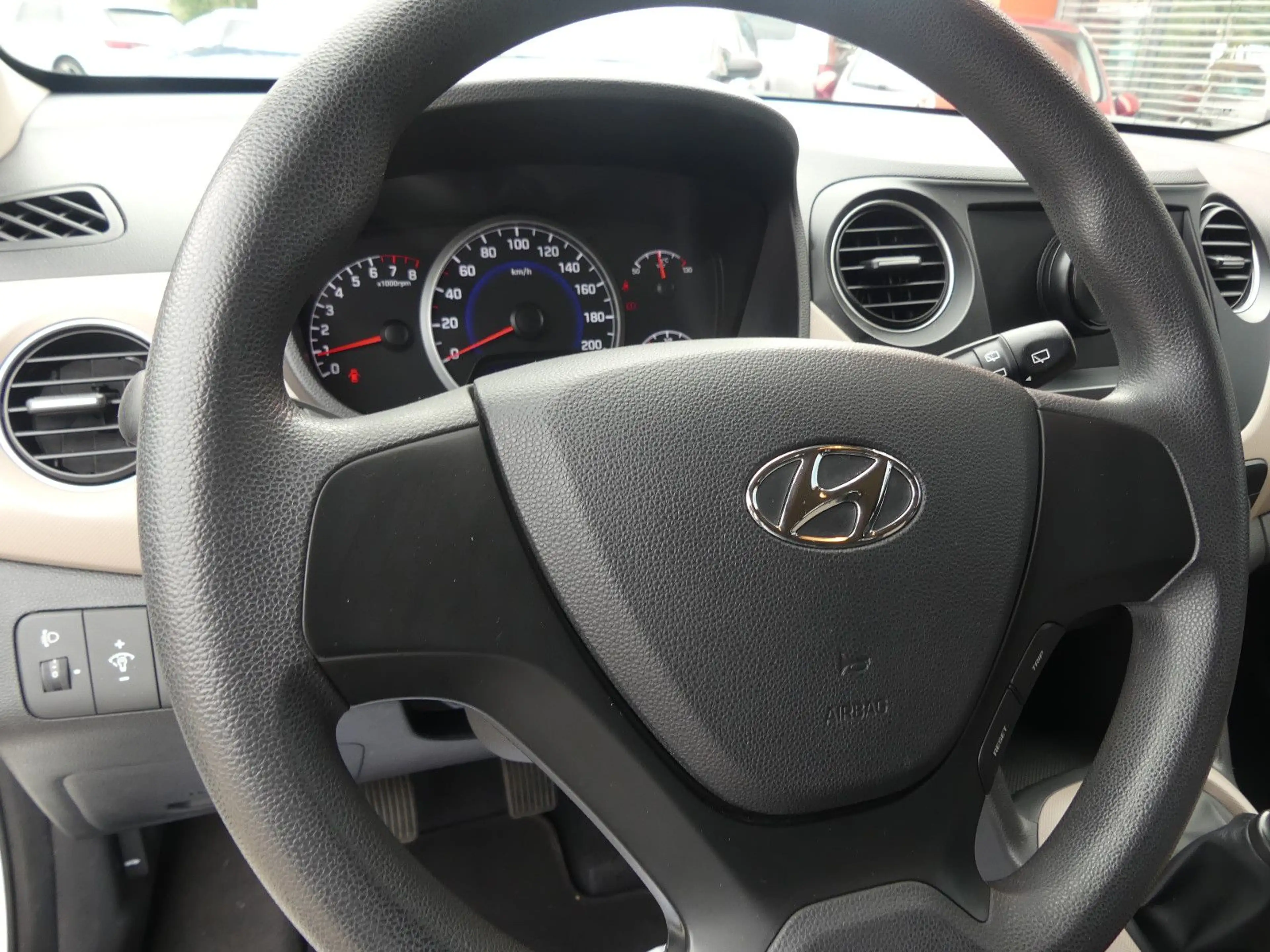 Hyundai i10 blue Classic Isofix*Allwetter*Tüv*ab 99€ — photo 14