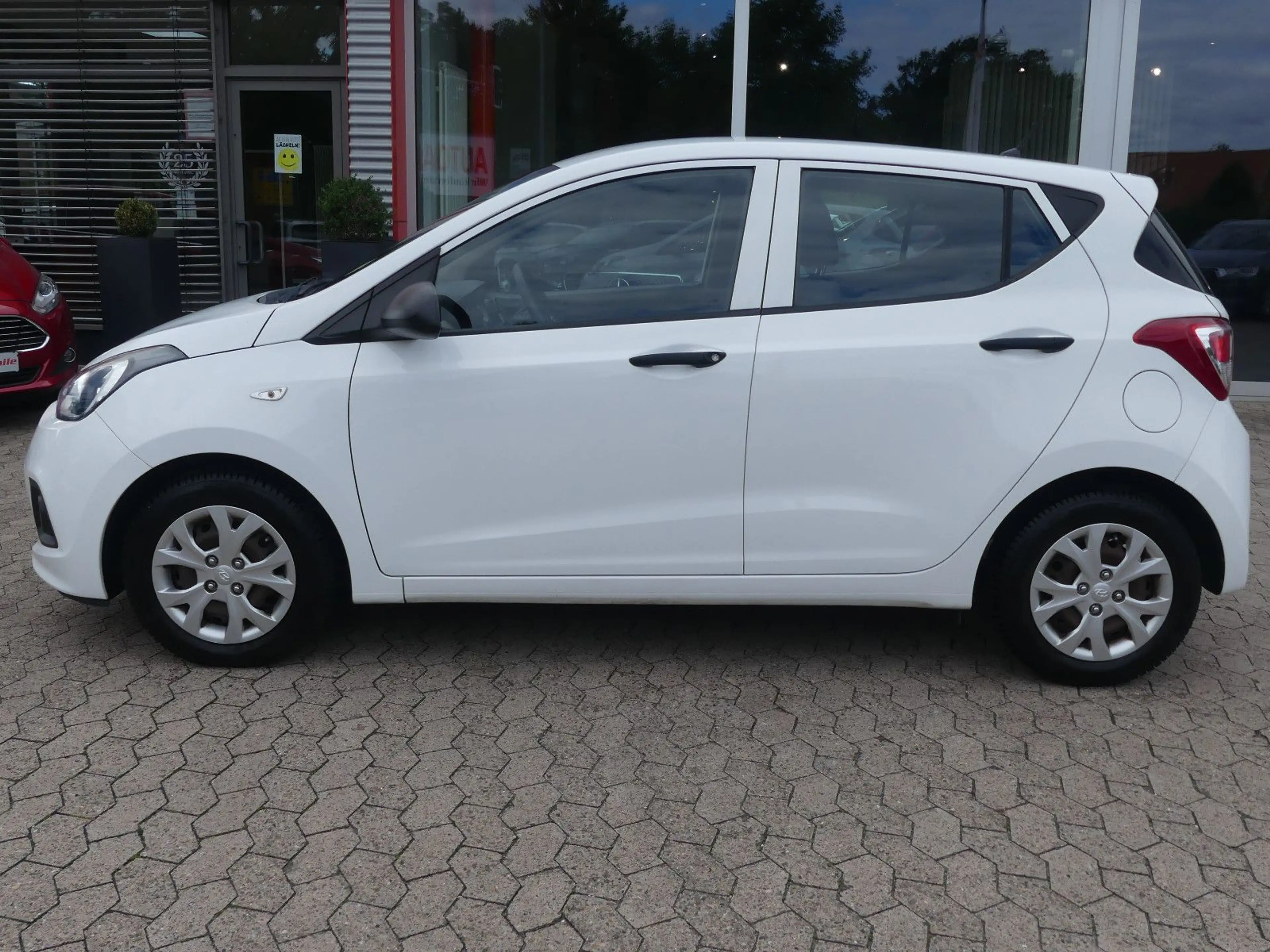 Hyundai i10 blue Classic Isofix*Allwetter*Tüv*ab 99€ — photo 3