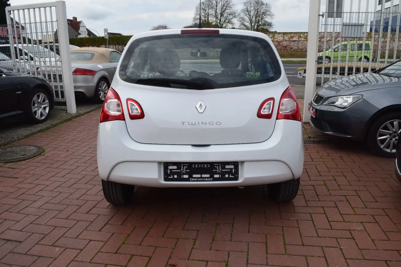 Renault Twingo Expression  KLIMA,TEMPOMAT,ISOFIX,AUX,USB Weiß - 2