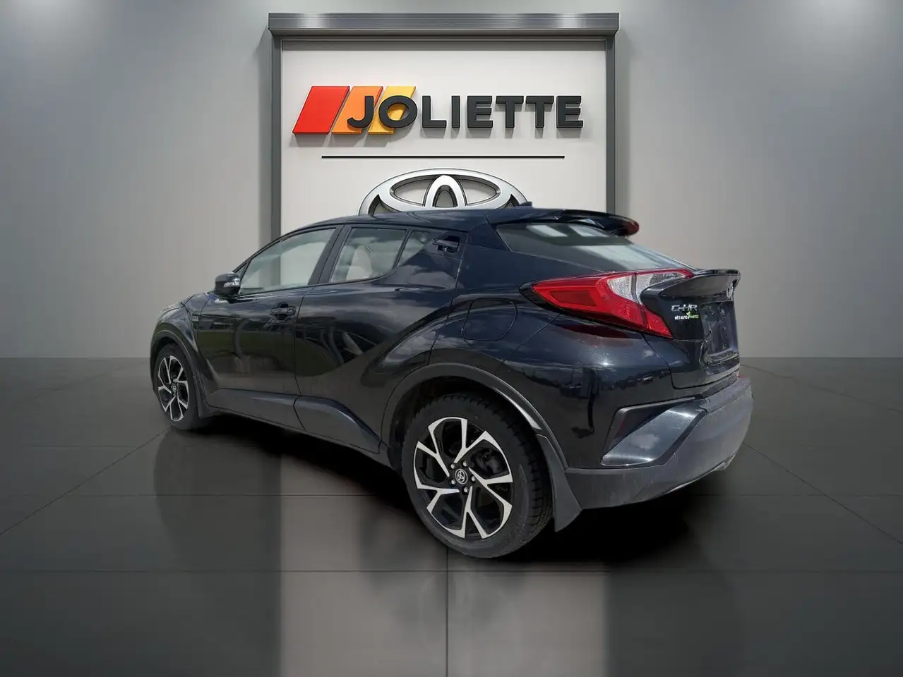 Toyota C-HR снимка Toyota C-HR