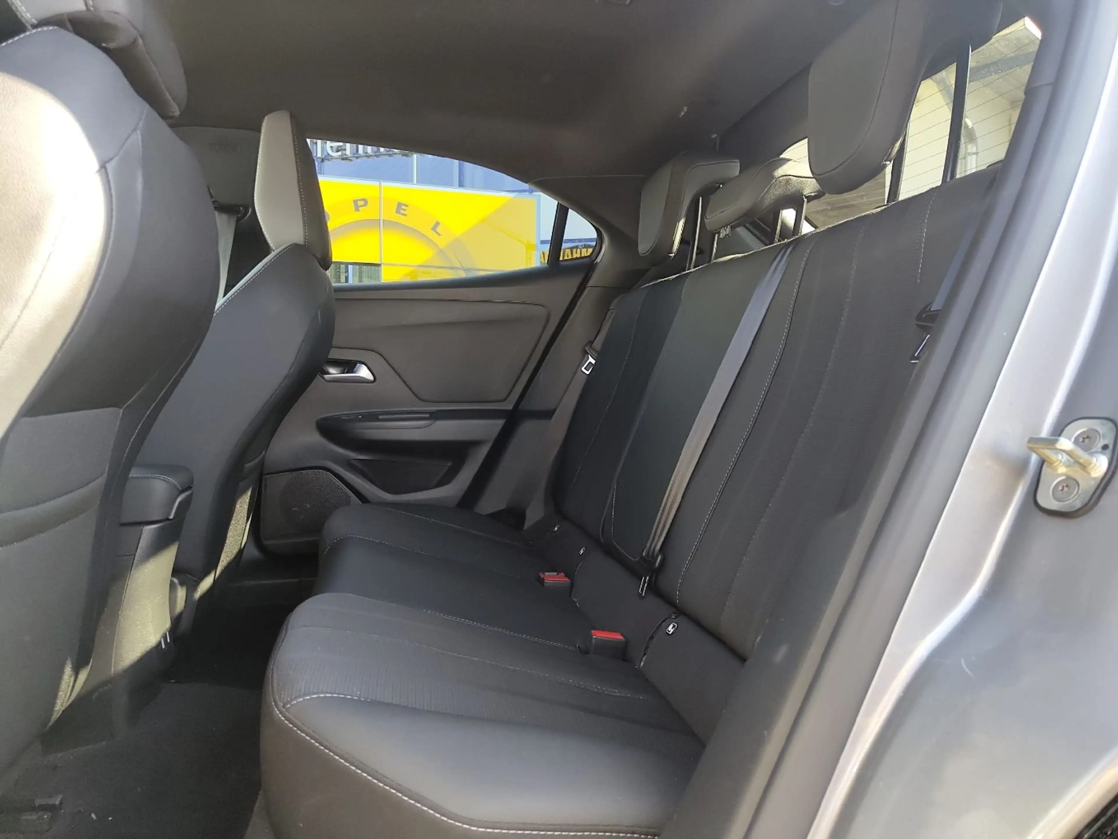 Opel Mokka 1.2 Turbo GS Allwetter KAM PDC Klimaauto. — photo 8