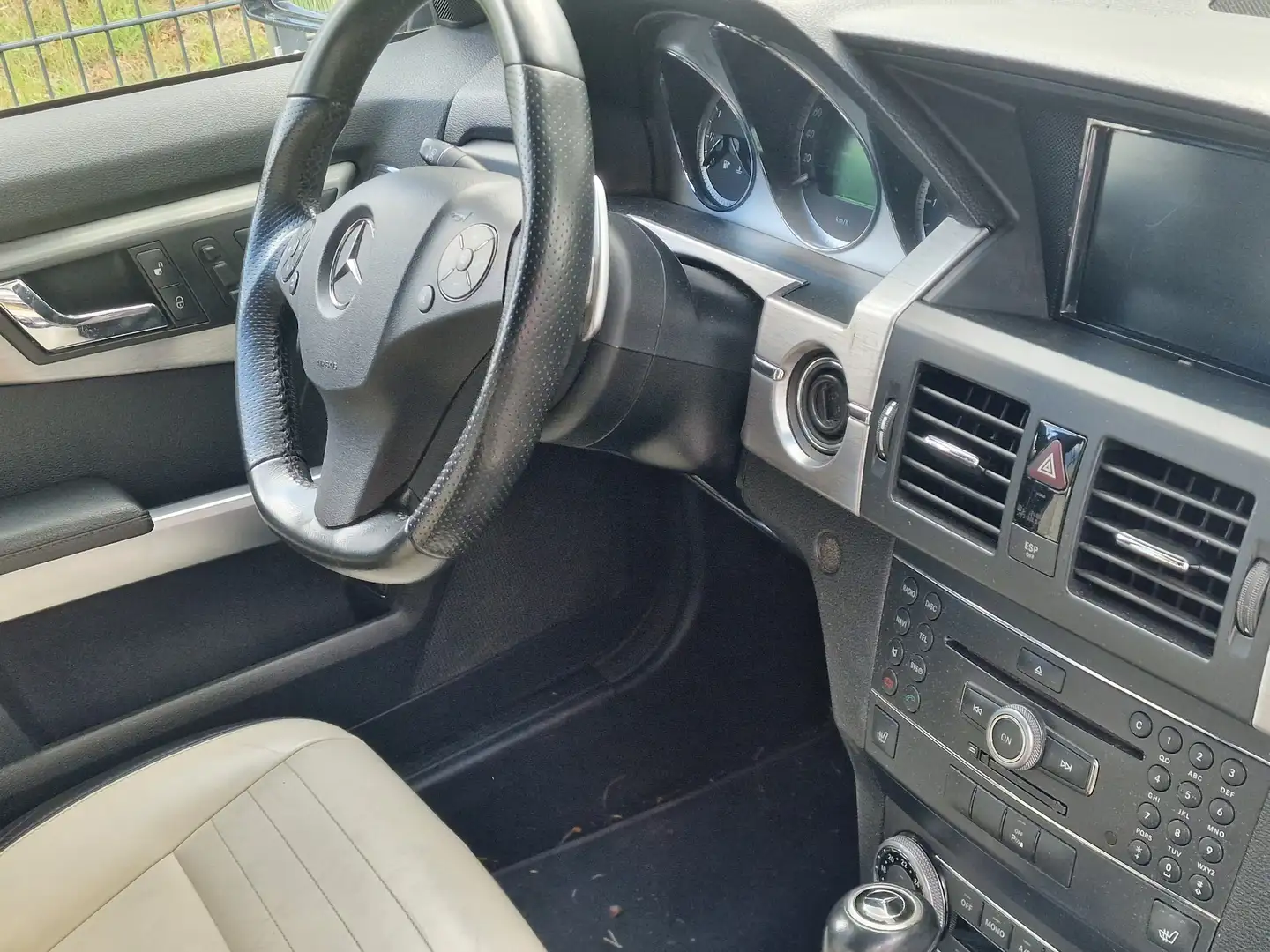 Mercedes-Benz GLK 320 GLK 320 CDI DPF 4Matic 7G-TRONIC Edition 1 Schwarz - 1