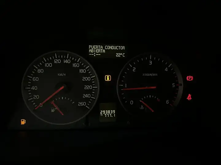Volvo S40 2.0D Momentum 2007, foto 20