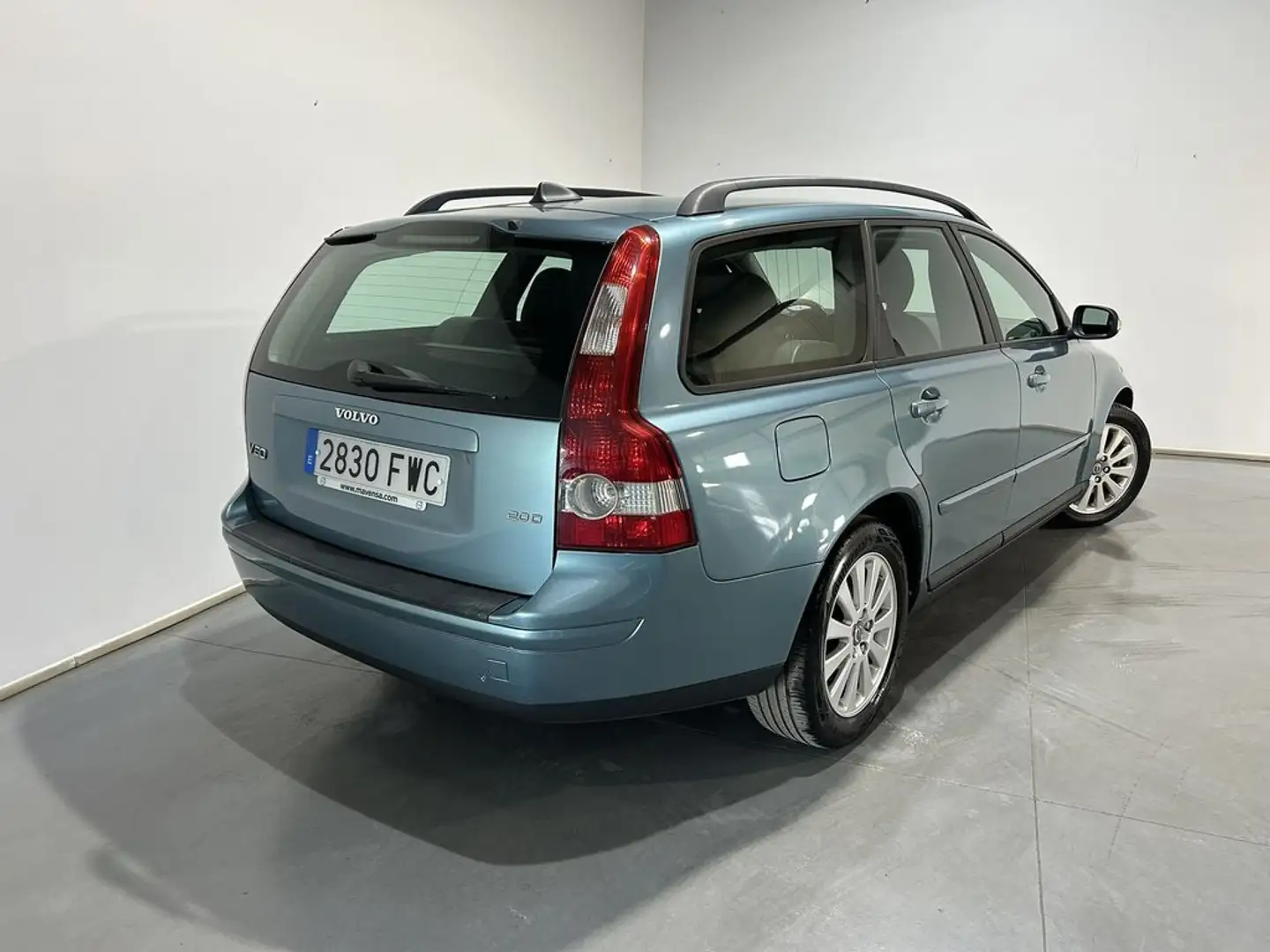 Volvo V50 2.0D Momentum Verde - 2