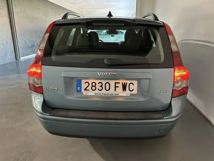 Volvo S40 2.0D Momentum 2007, foto 8
