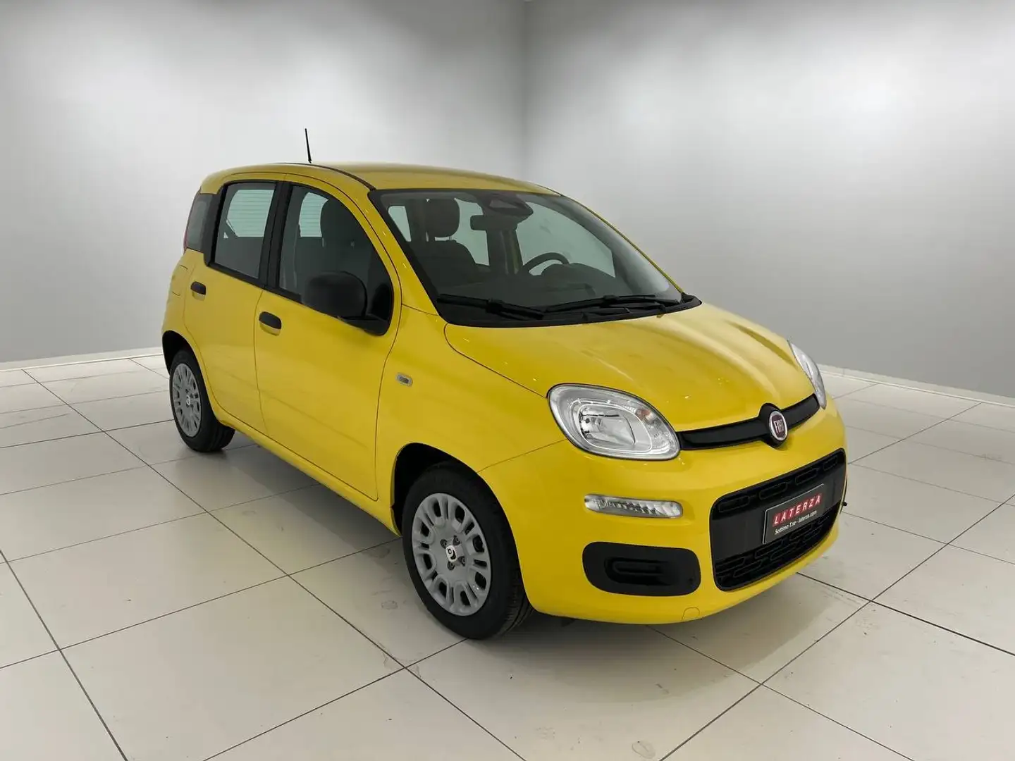 Fiat Panda 1.0 firefly hybrid s&s 70cv Gelb - 1