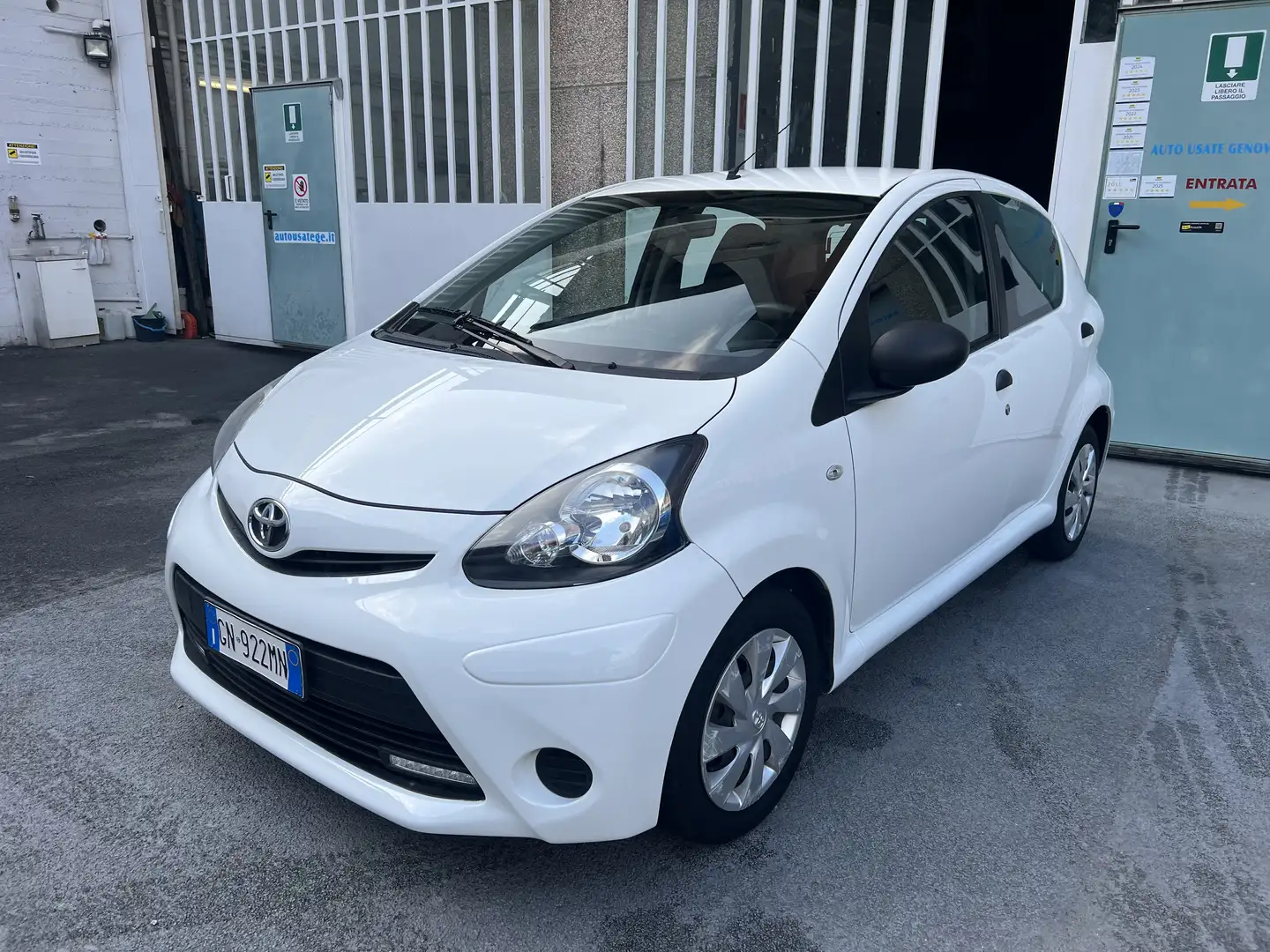 Toyota Aygo Aygo 5p 1.0 connect - 1