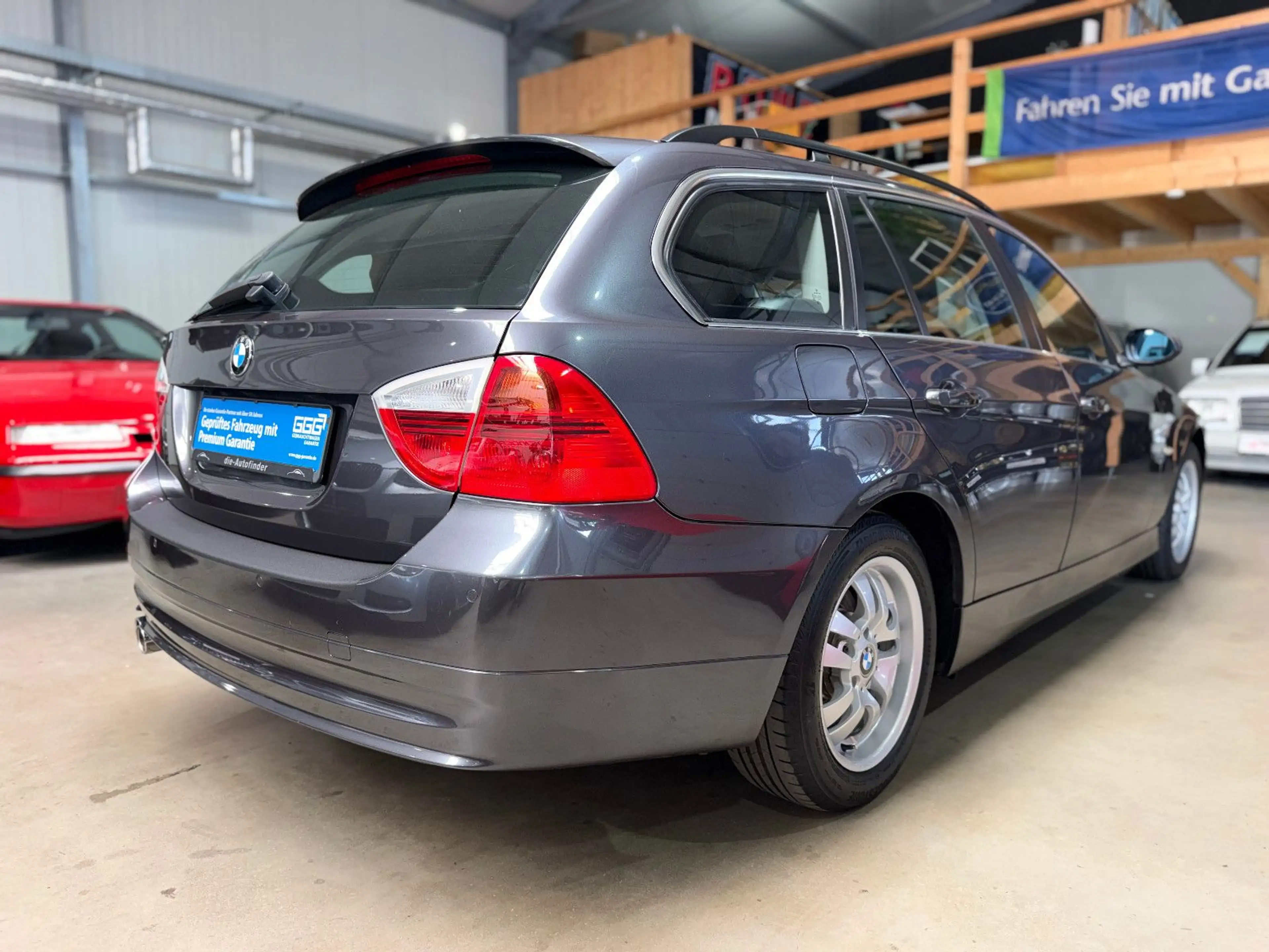 BMW 325 i Touring Xenon,Sitzheizung,PDC,Alu — photo 11