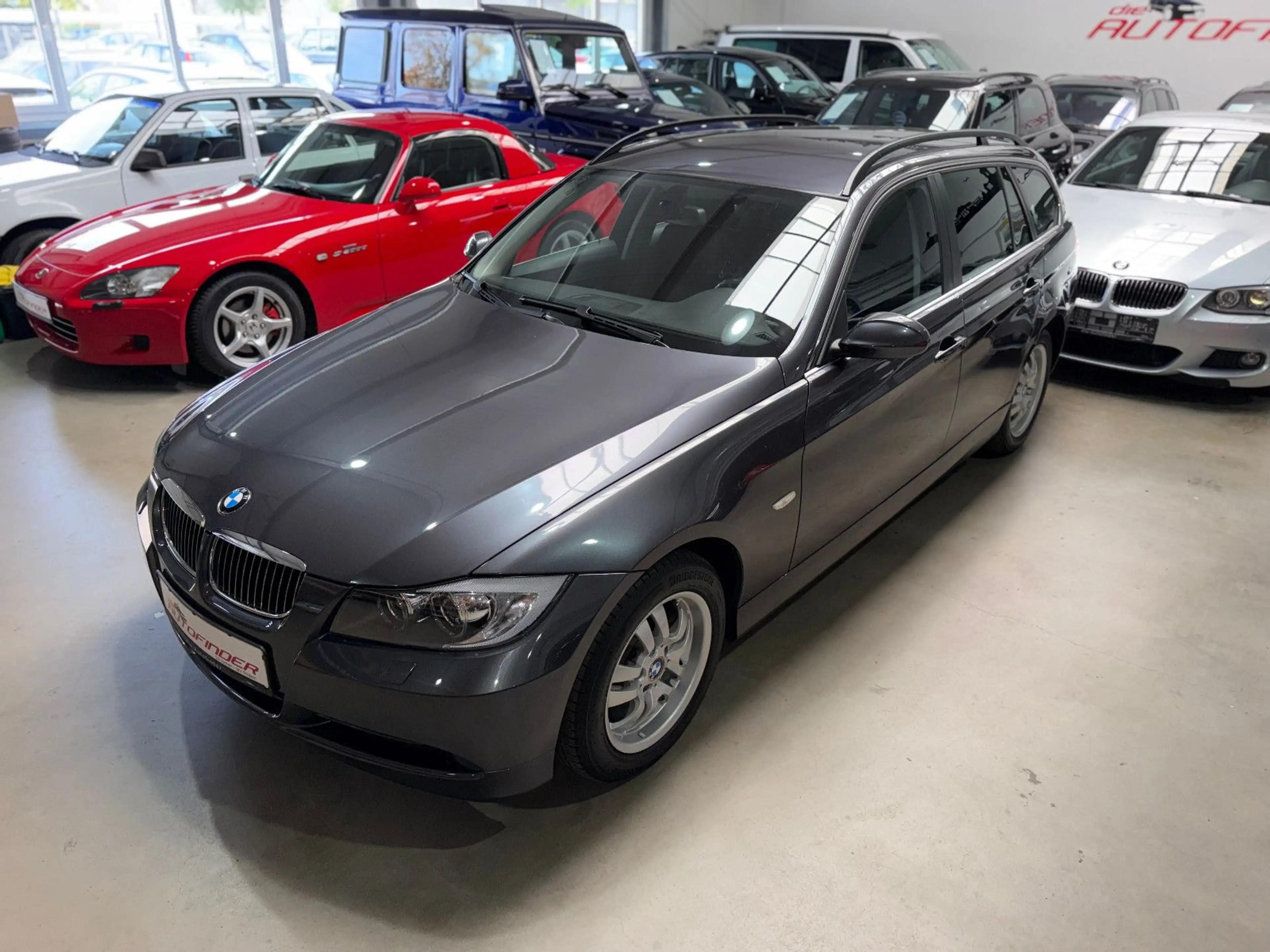 BMW 325 i Touring Xenon,Sitzheizung,PDC,Alu — photo 8