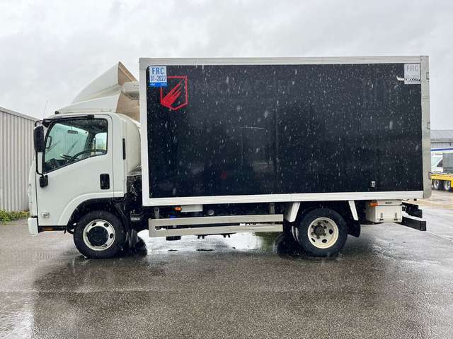 Isuzu N2R*Kühlkoffer*Automatik*Klima*Tempomat*EURO 6*