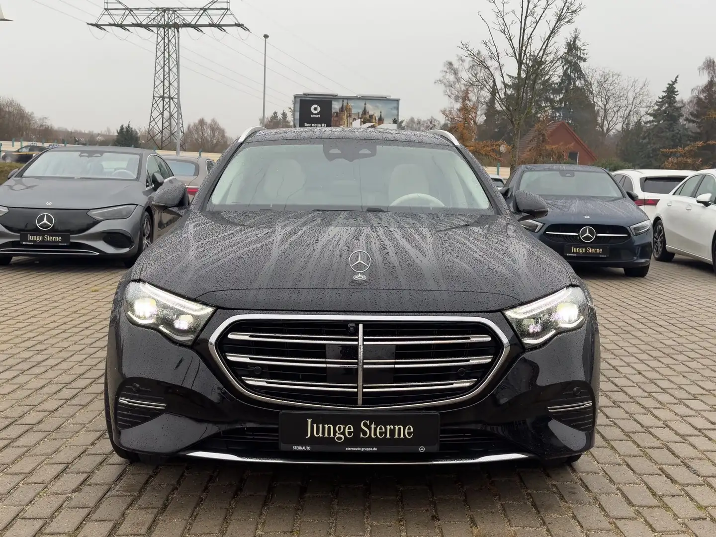 Mercedes-Benz E 300 E 300 T e Exclusive Premium Superscreen Pano Fekete - 2