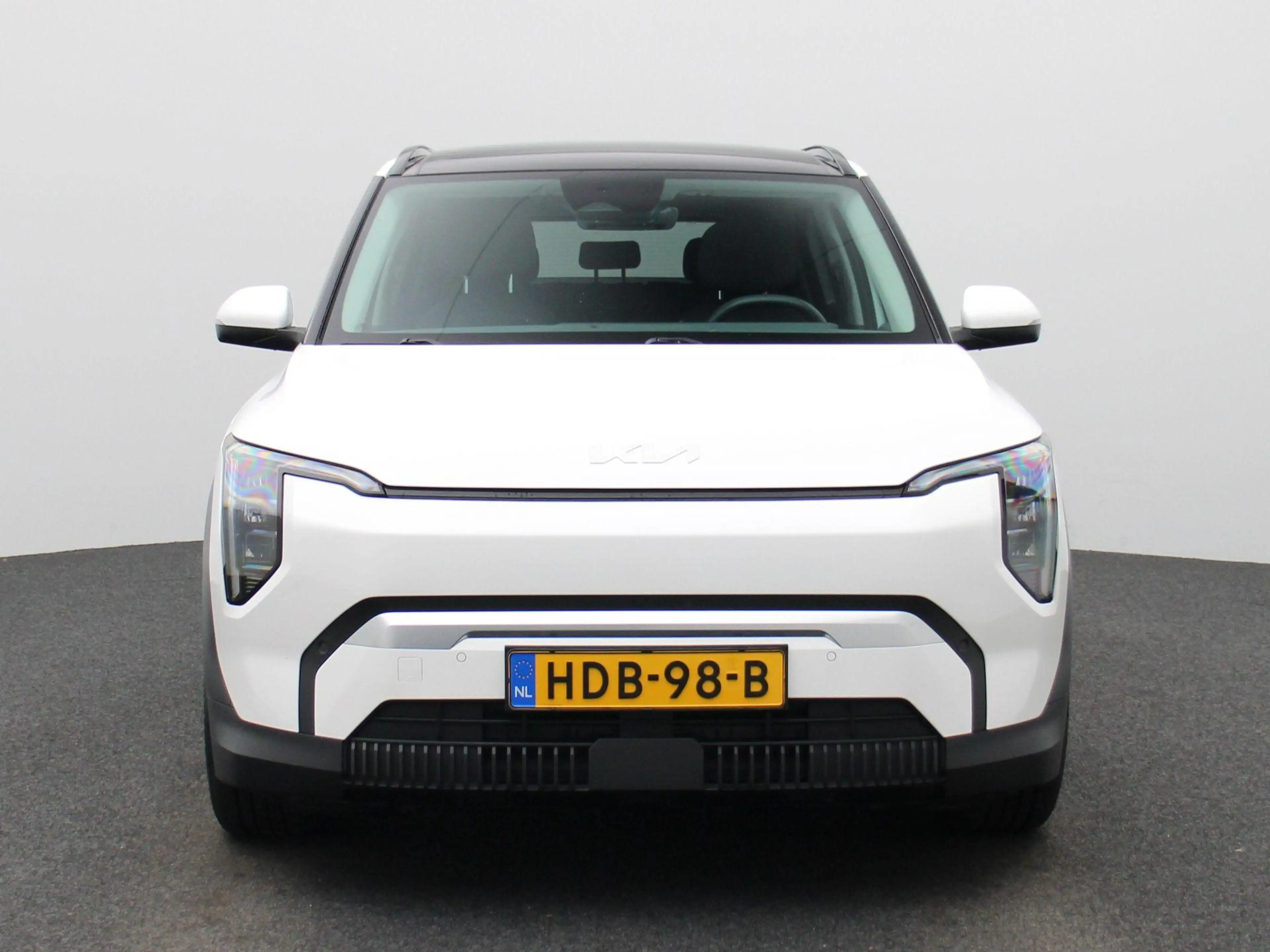 Kia EV3 Plus Advanced 81.4 kWh — photo 3