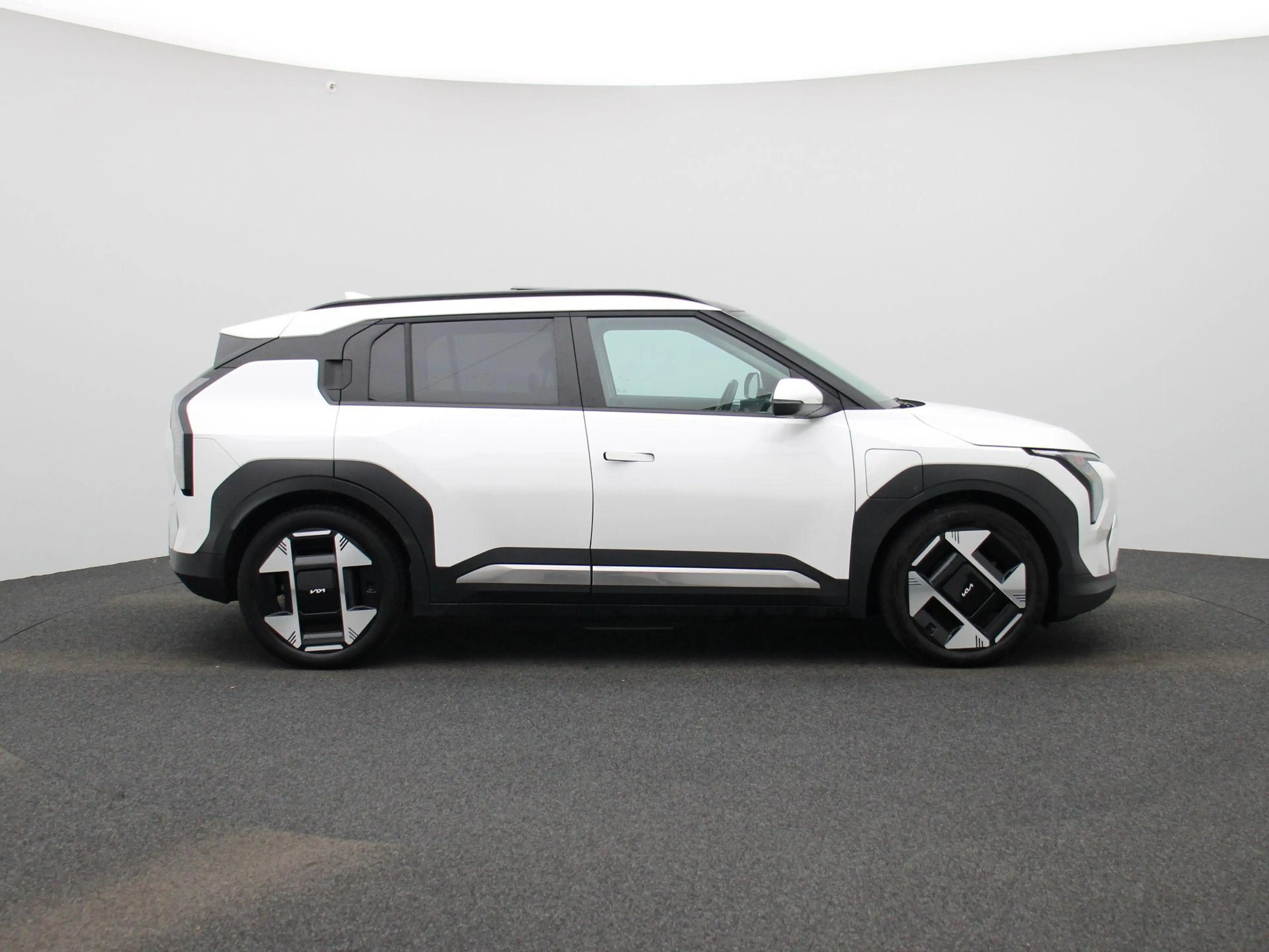 Kia EV3 Plus Advanced 81.4 kWh — photo 6
