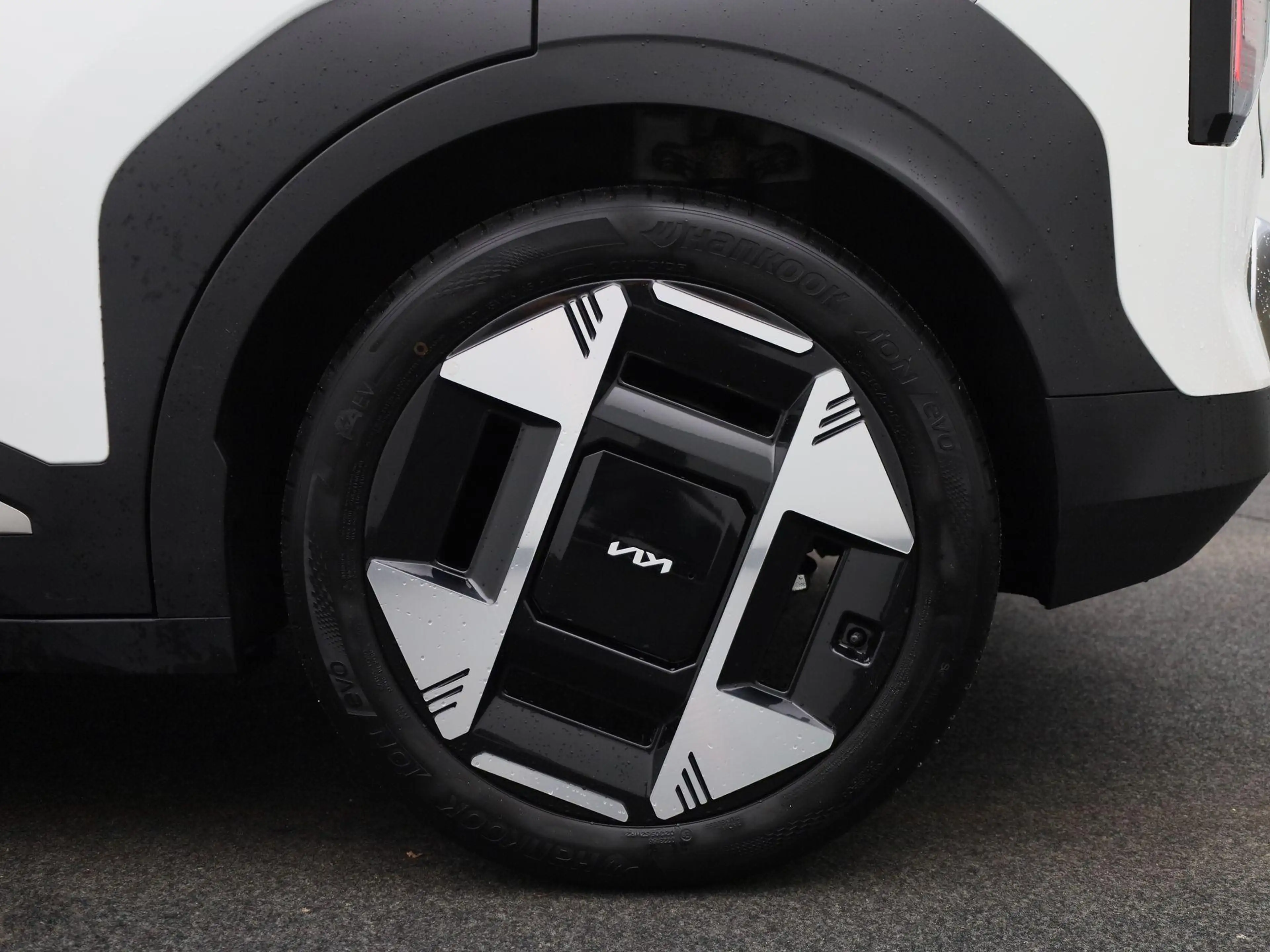 Kia EV3 Plus Advanced 81.4 kWh — photo 13