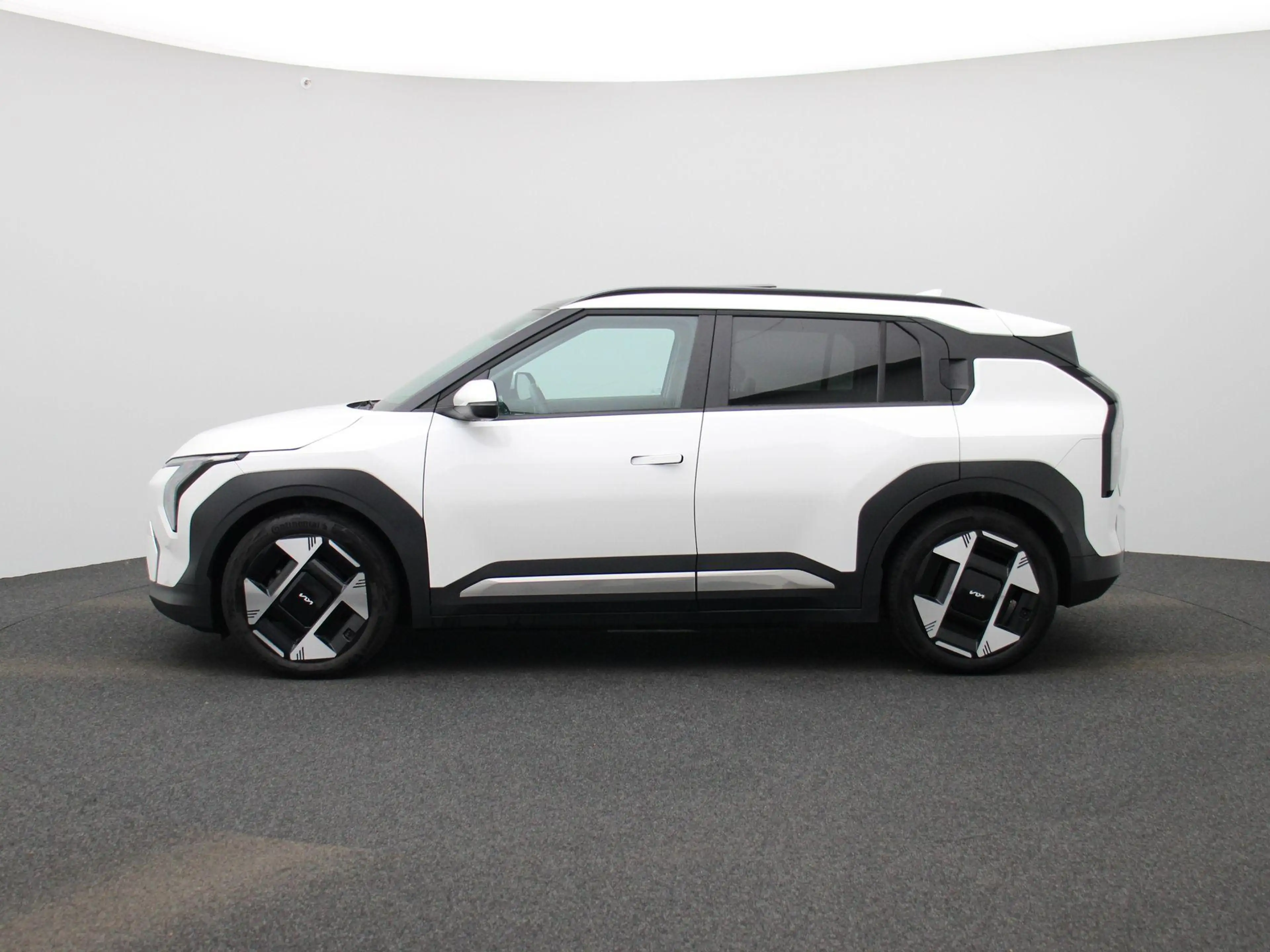 Kia EV3 Plus Advanced 81.4 kWh — photo 4