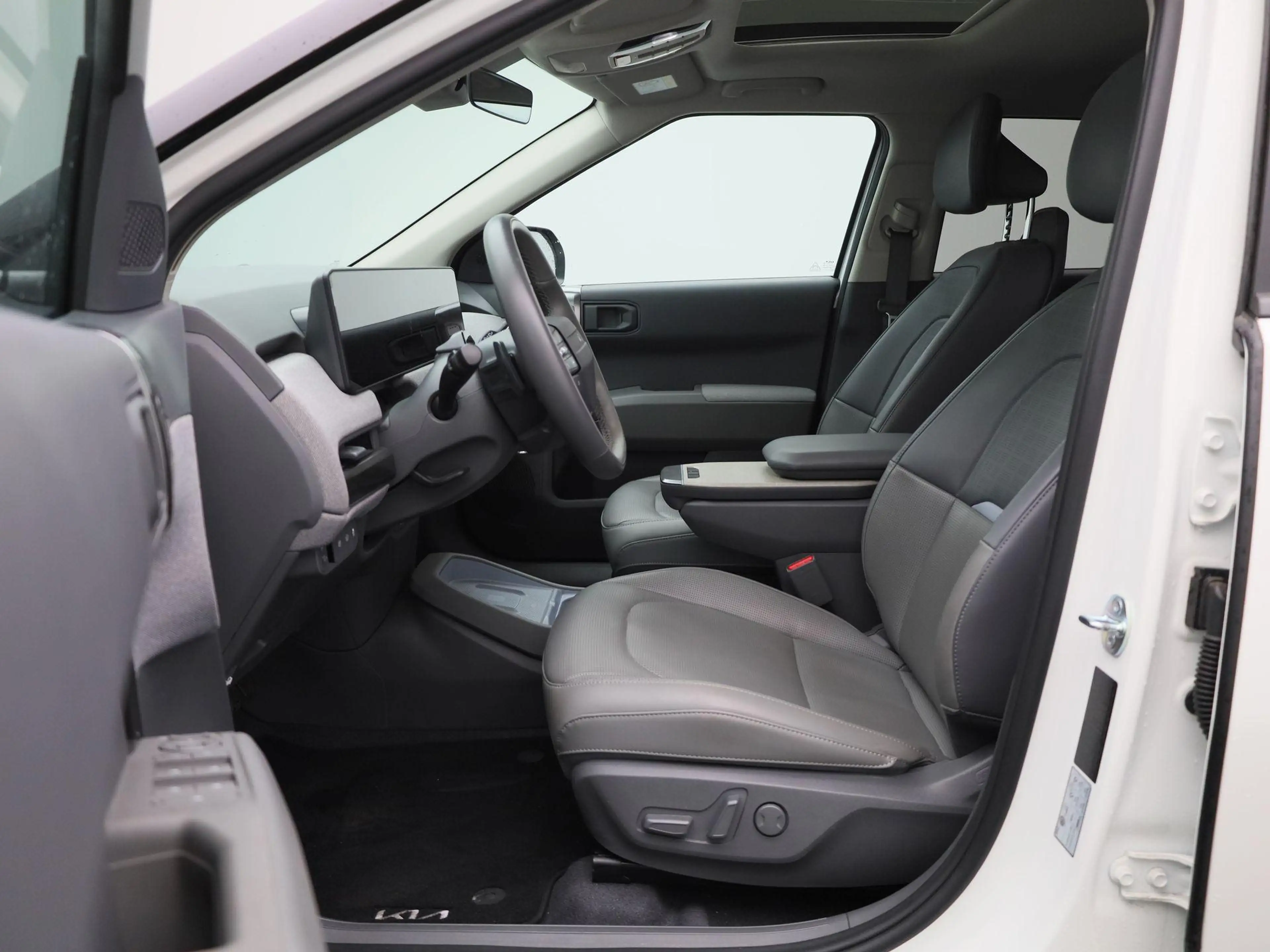 Kia EV3 Plus Advanced 81.4 kWh — photo 11