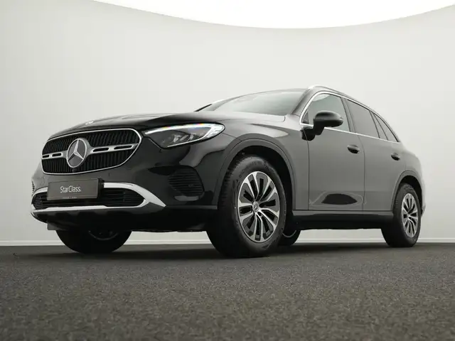 Mercedes-Benz GLC view 10