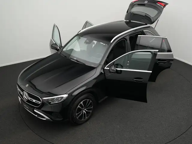 Mercedes-Benz GLC view 14