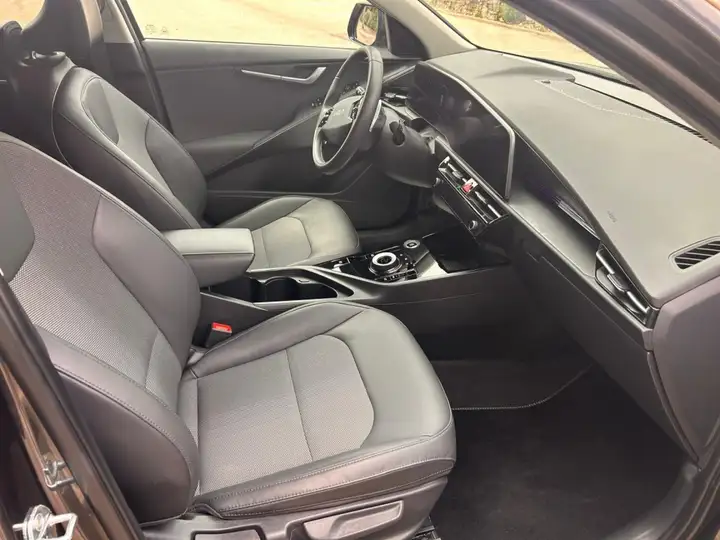 Kia Niro 1.6 HEV Drive 2022, foto 12