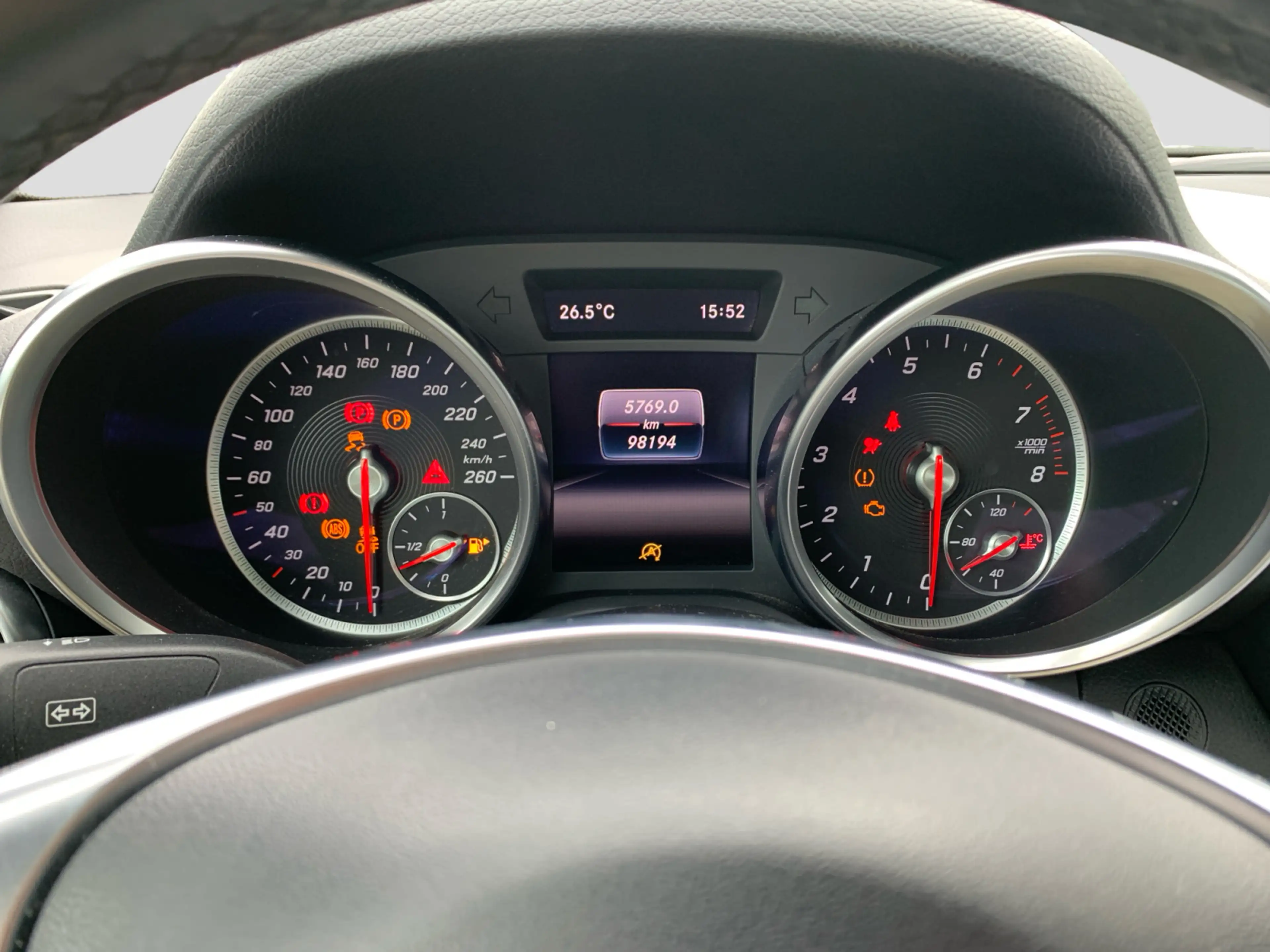 Mercedes-Benz SLC 200 Sitzheizung PDC Navi Klimaautomatik — photo 9