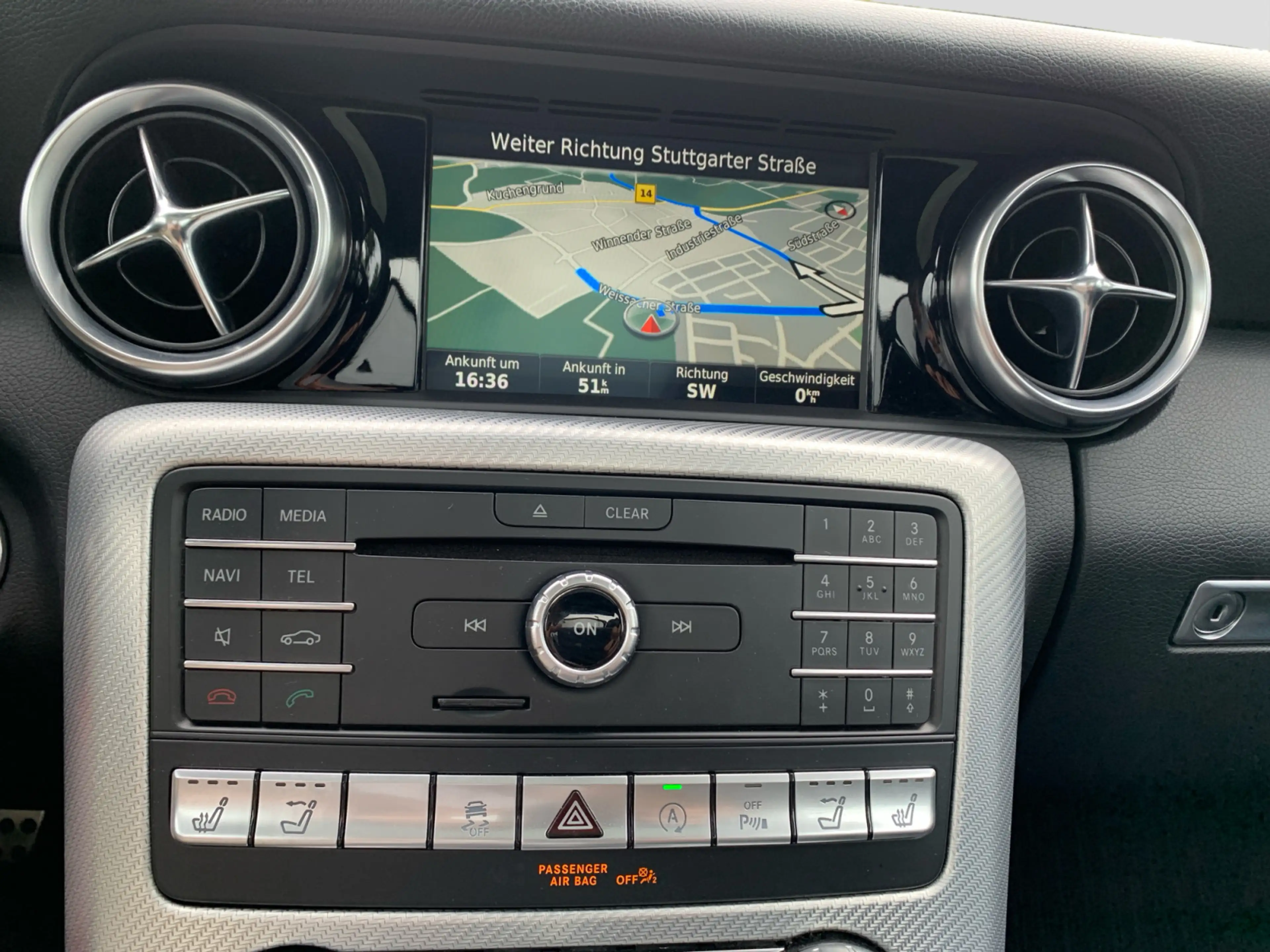 Mercedes-Benz SLC 200 Sitzheizung PDC Navi Klimaautomatik — photo 7