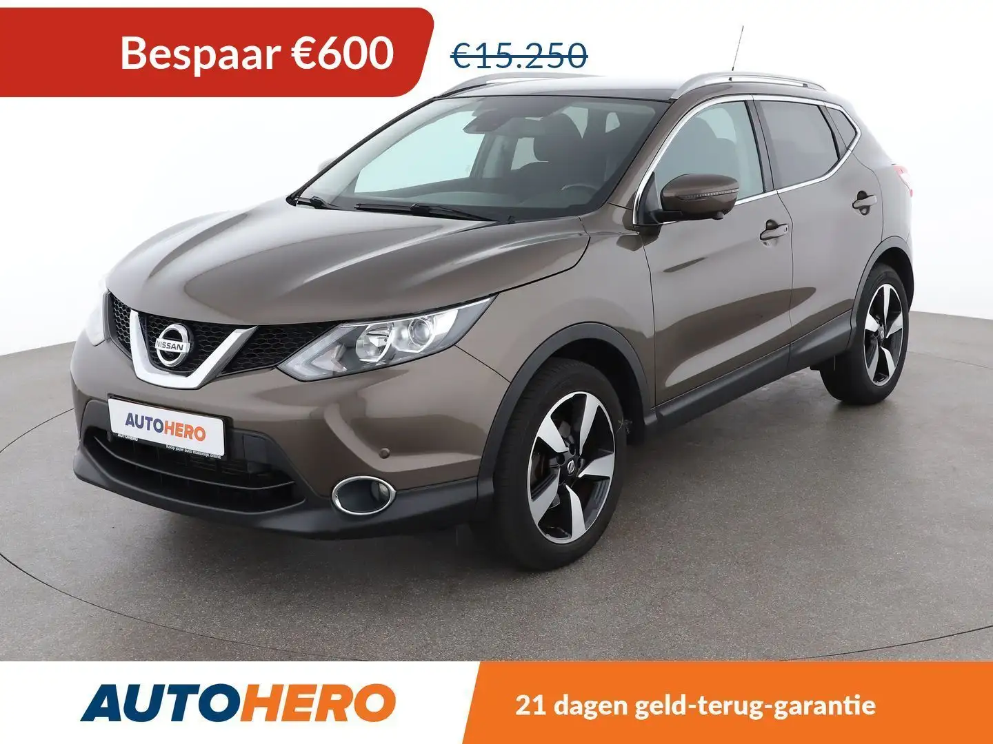 Nissan Qashqai 1.2 N-Connecta Brown - 1