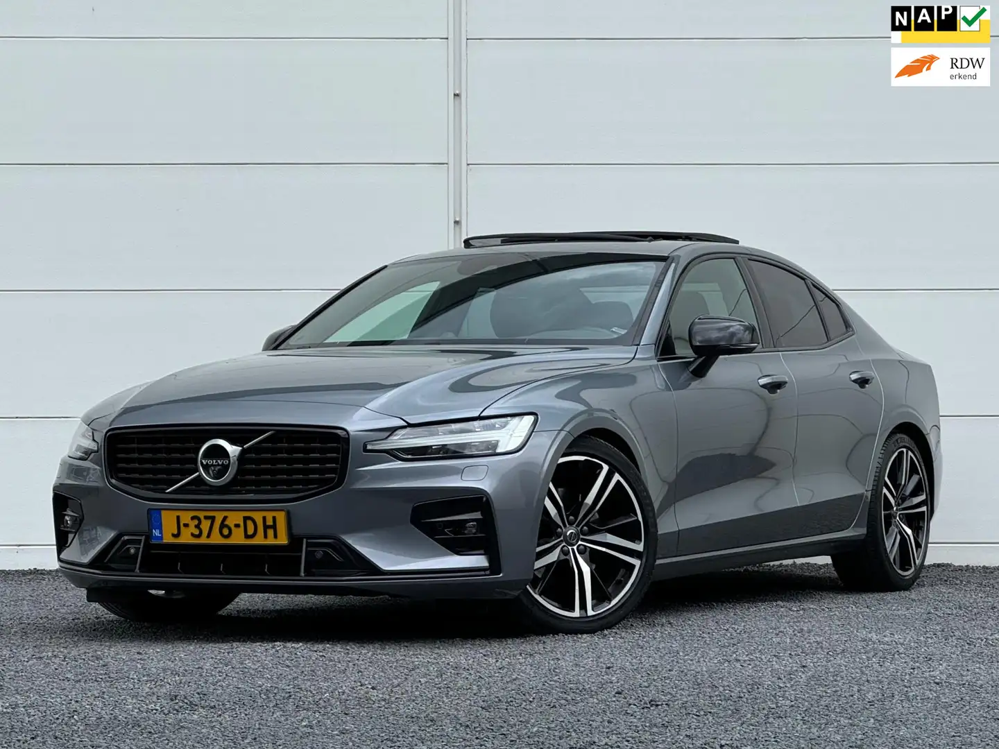 Volvo S60 2.0 T4 R-Design Org NL Polestar engineered Bowers& Grijs - 1