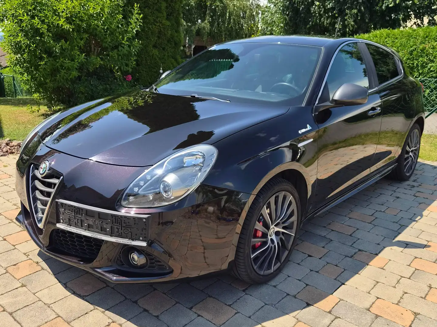 Alfa Romeo Giulietta Giulietta Distinctive 1,4 TB Distinctive Schwarz - 2