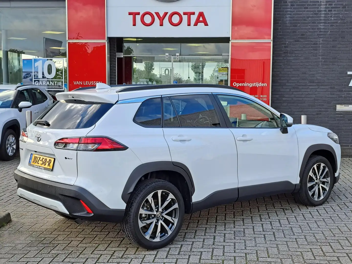 Toyota Corolla Cross Hybrid 140 Dynamic PDC ADAPTIVE CRUISE CONTROL APP Blanc - 2