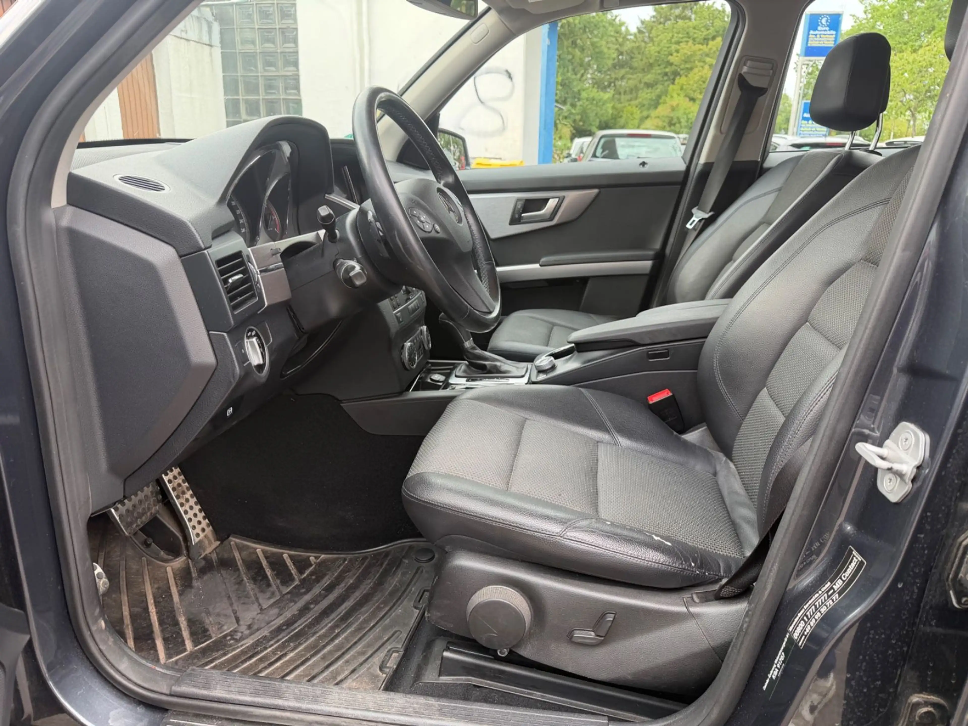Mercedes-Benz GLK 220 BE 4MATIC 7G NAVI + SHZ +TEMP — photo 9