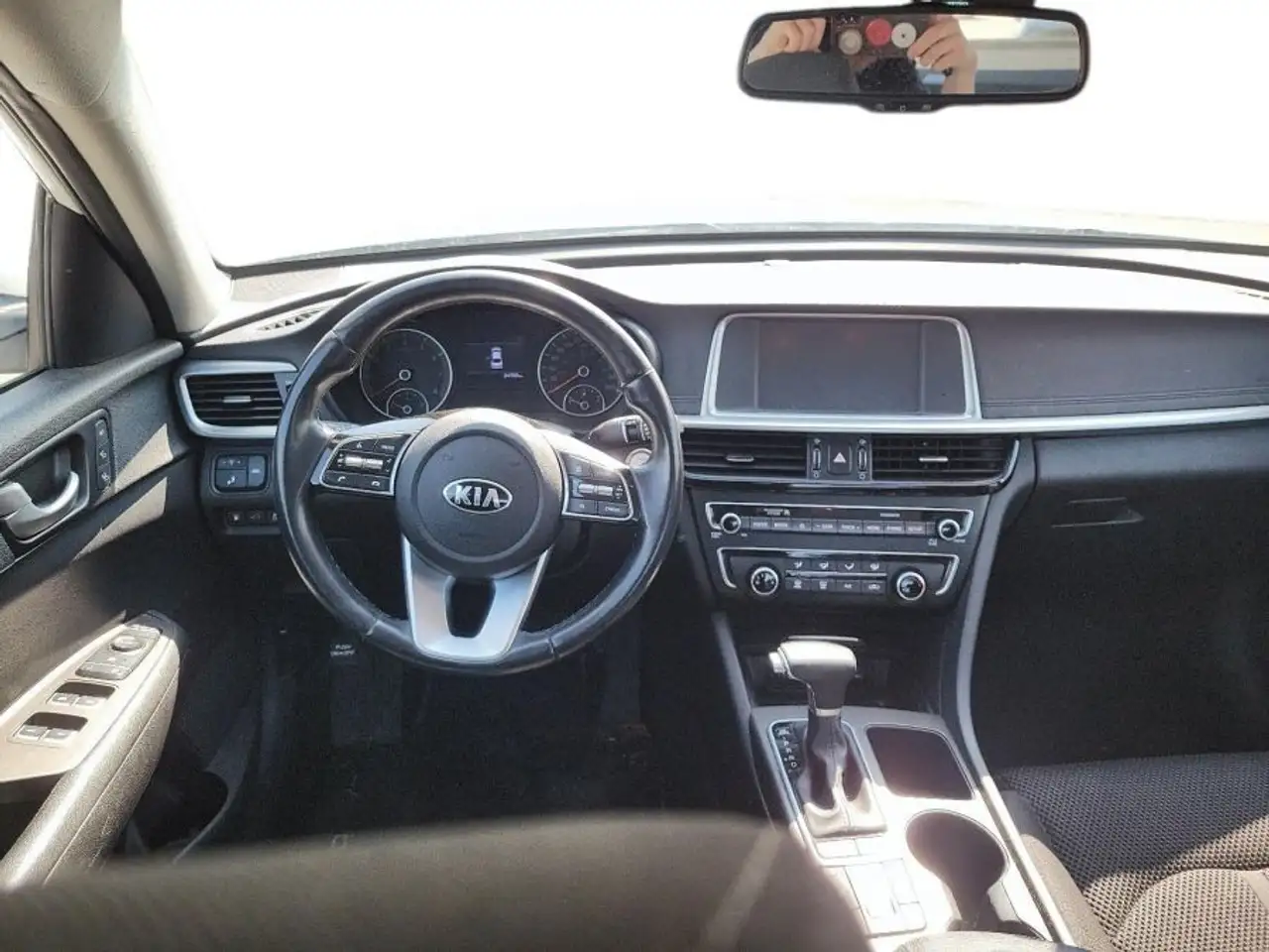 Kia Optima снимка Kia Optima