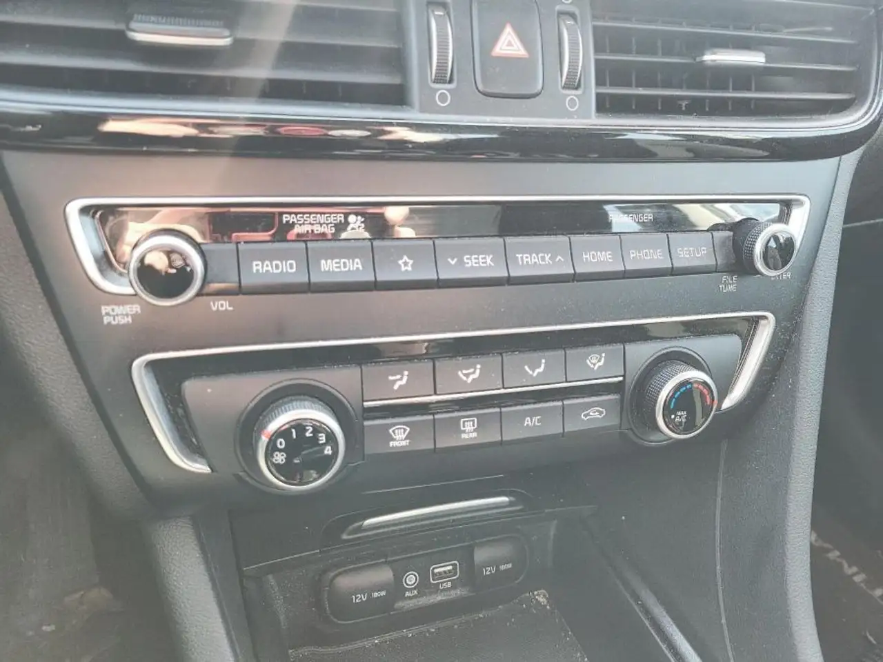 Kia Optima снимка Kia Optima